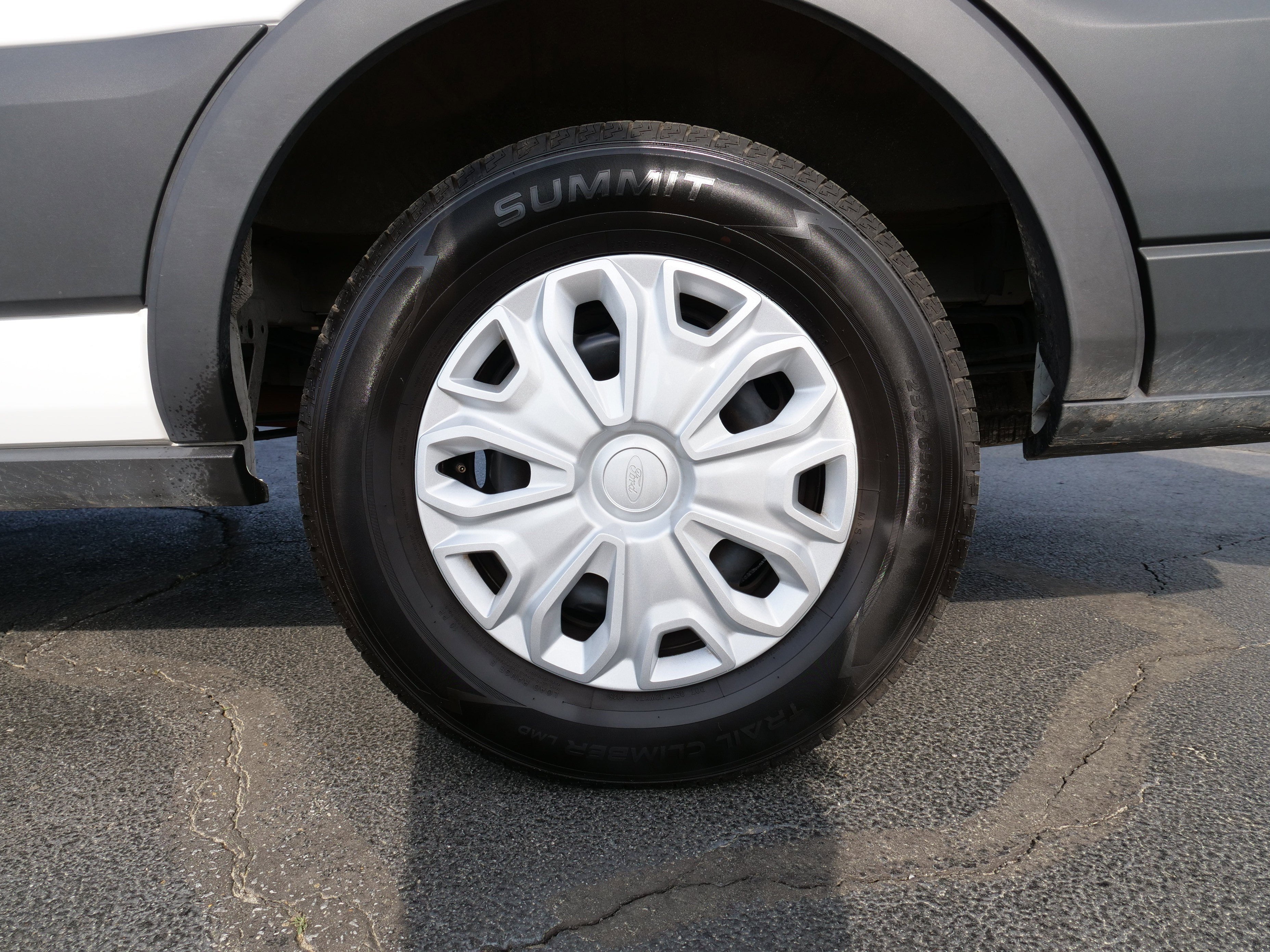 2024 Ford Transit Passenger Wagon Base