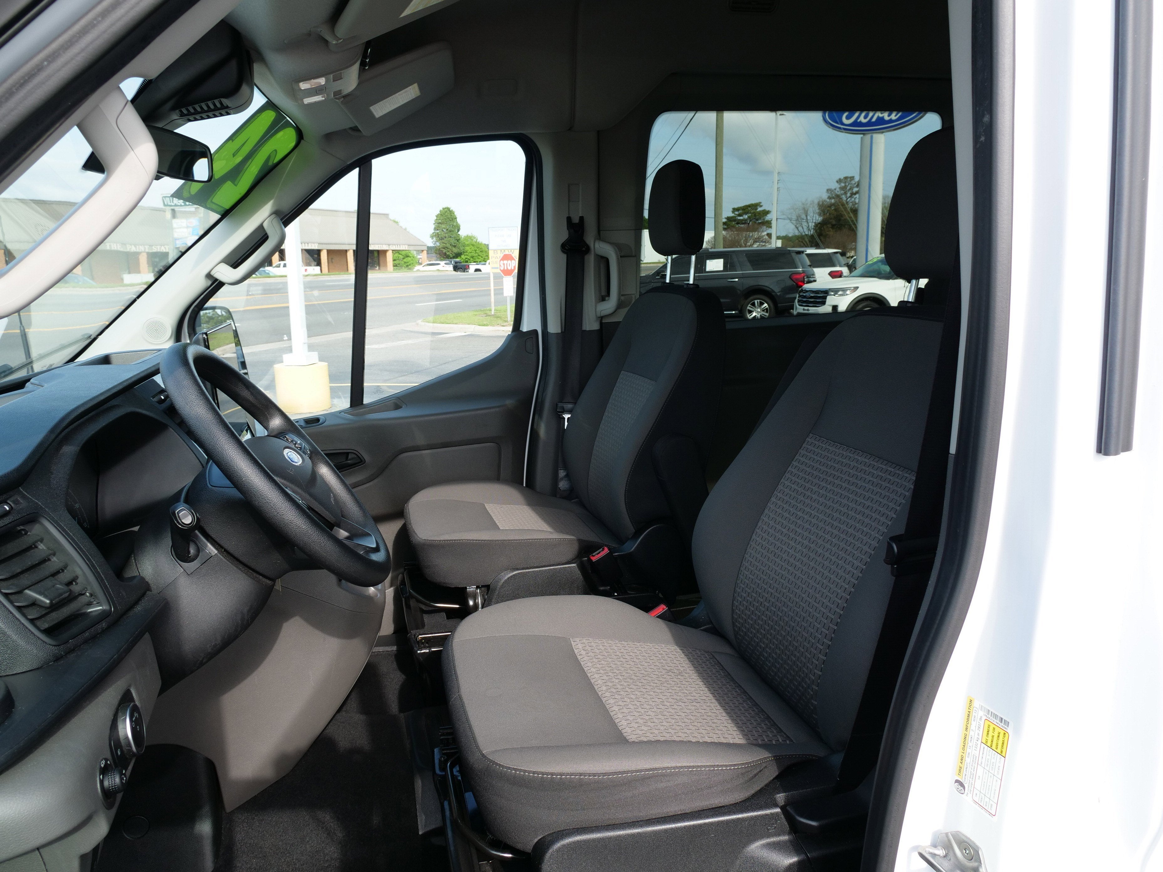 2024 Ford Transit Passenger Wagon Base