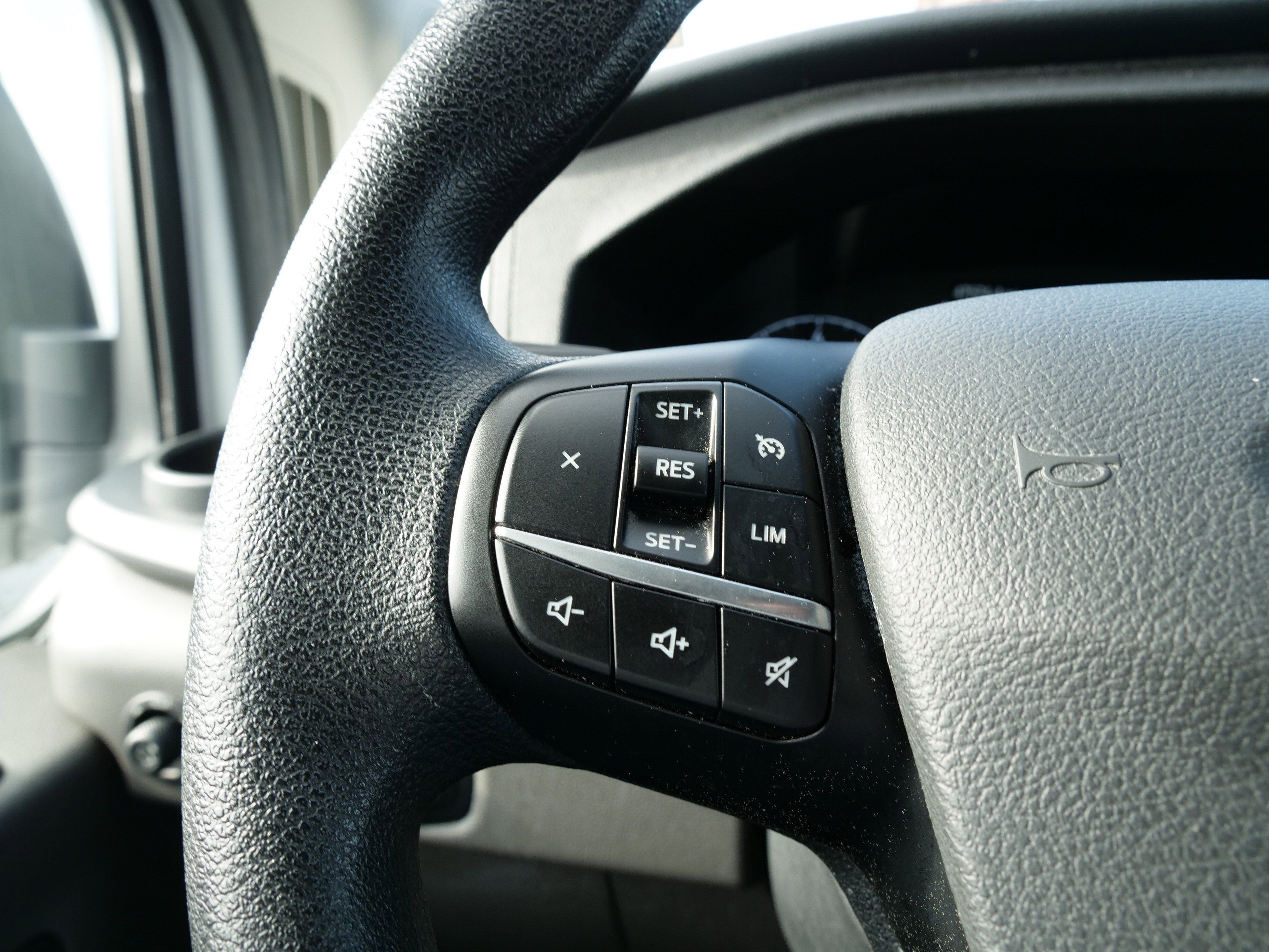 2024 Ford Transit Passenger Wagon Base