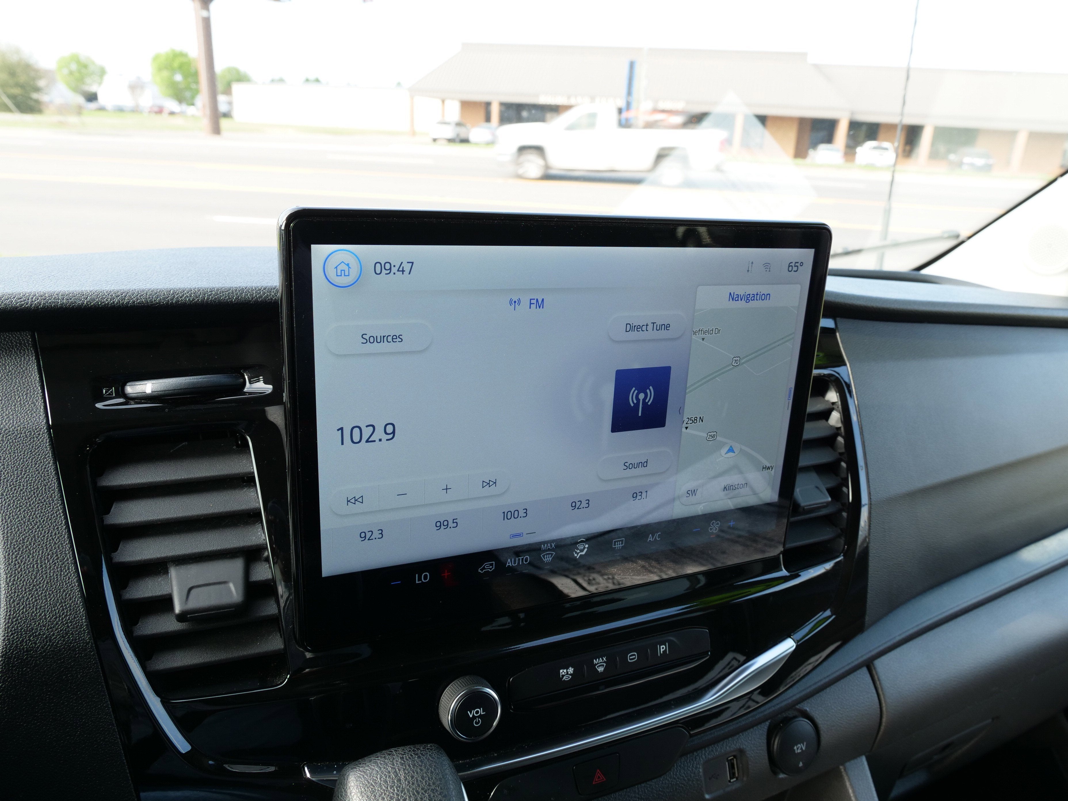 2024 Ford Transit Passenger Wagon Base