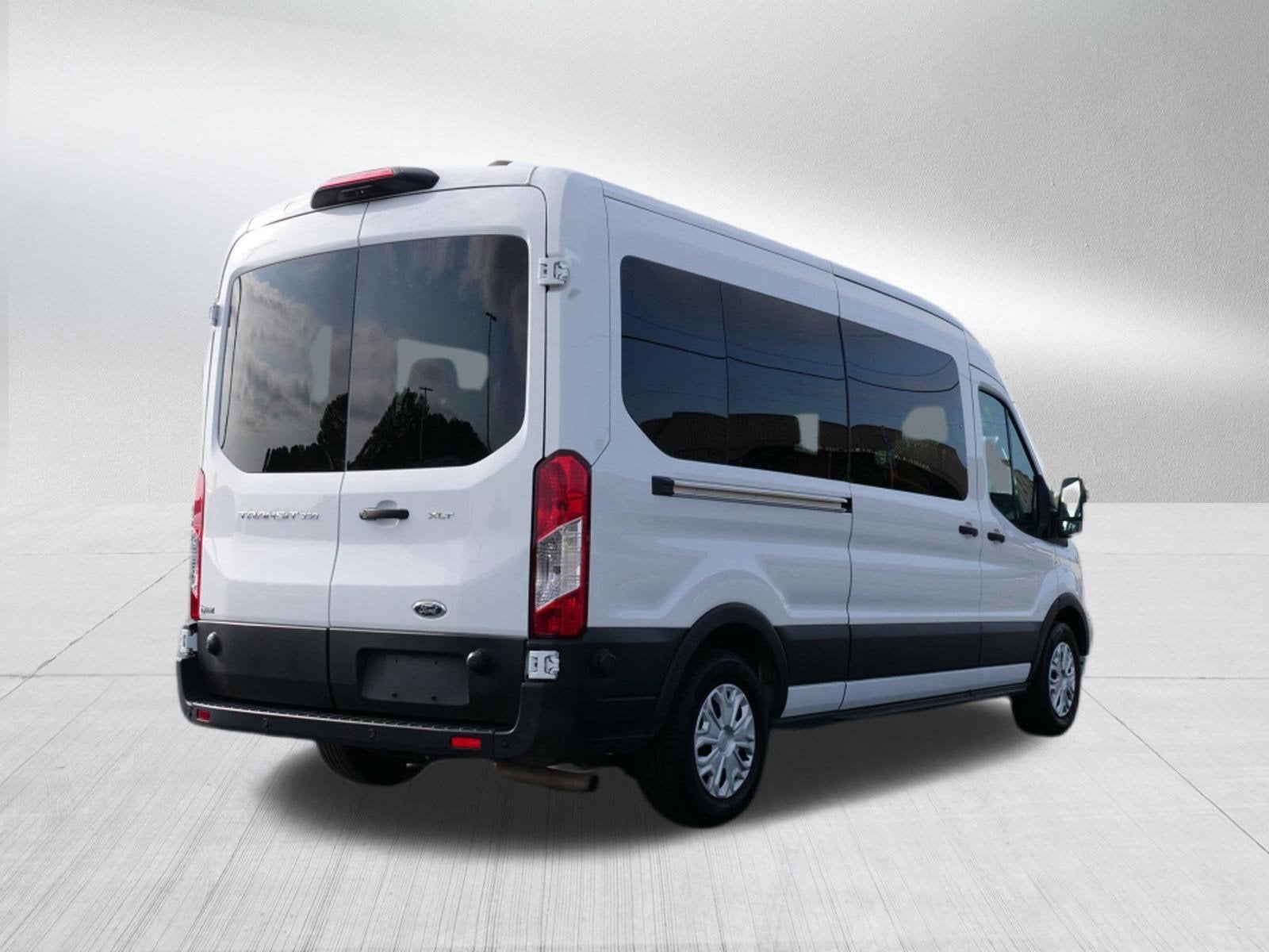 2024 Ford Transit Passenger Wagon Base
