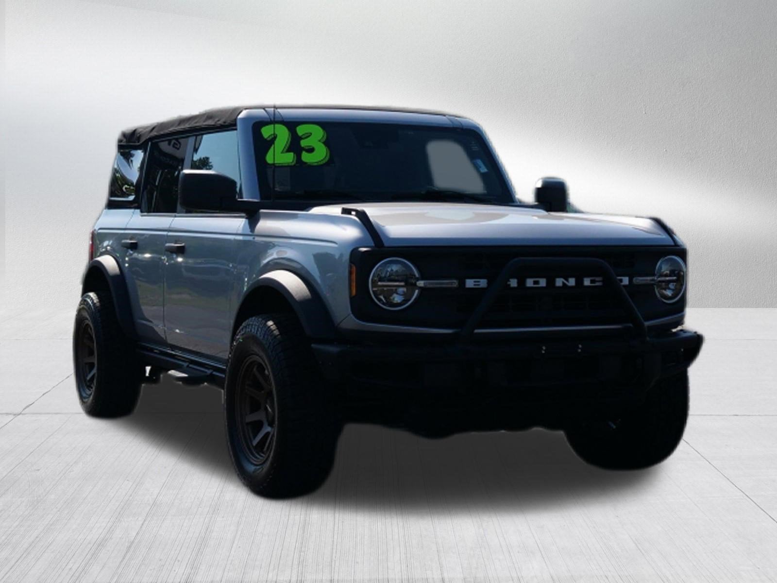 2023 Ford Bronco Base