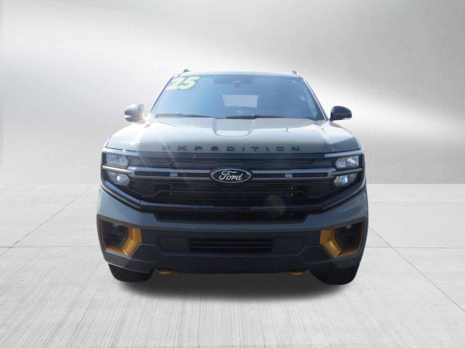 2025 Ford Expedition Tremor