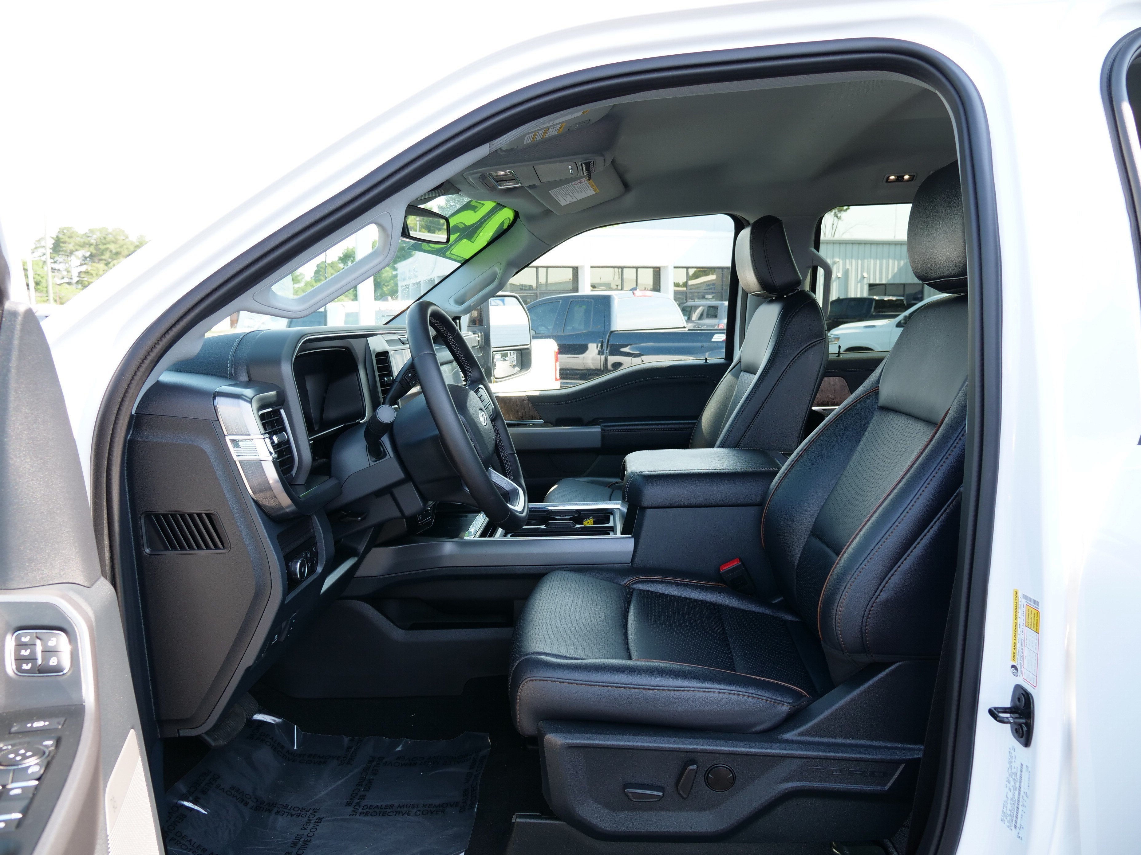 2025 Ford Super Duty F-350 SRW Base