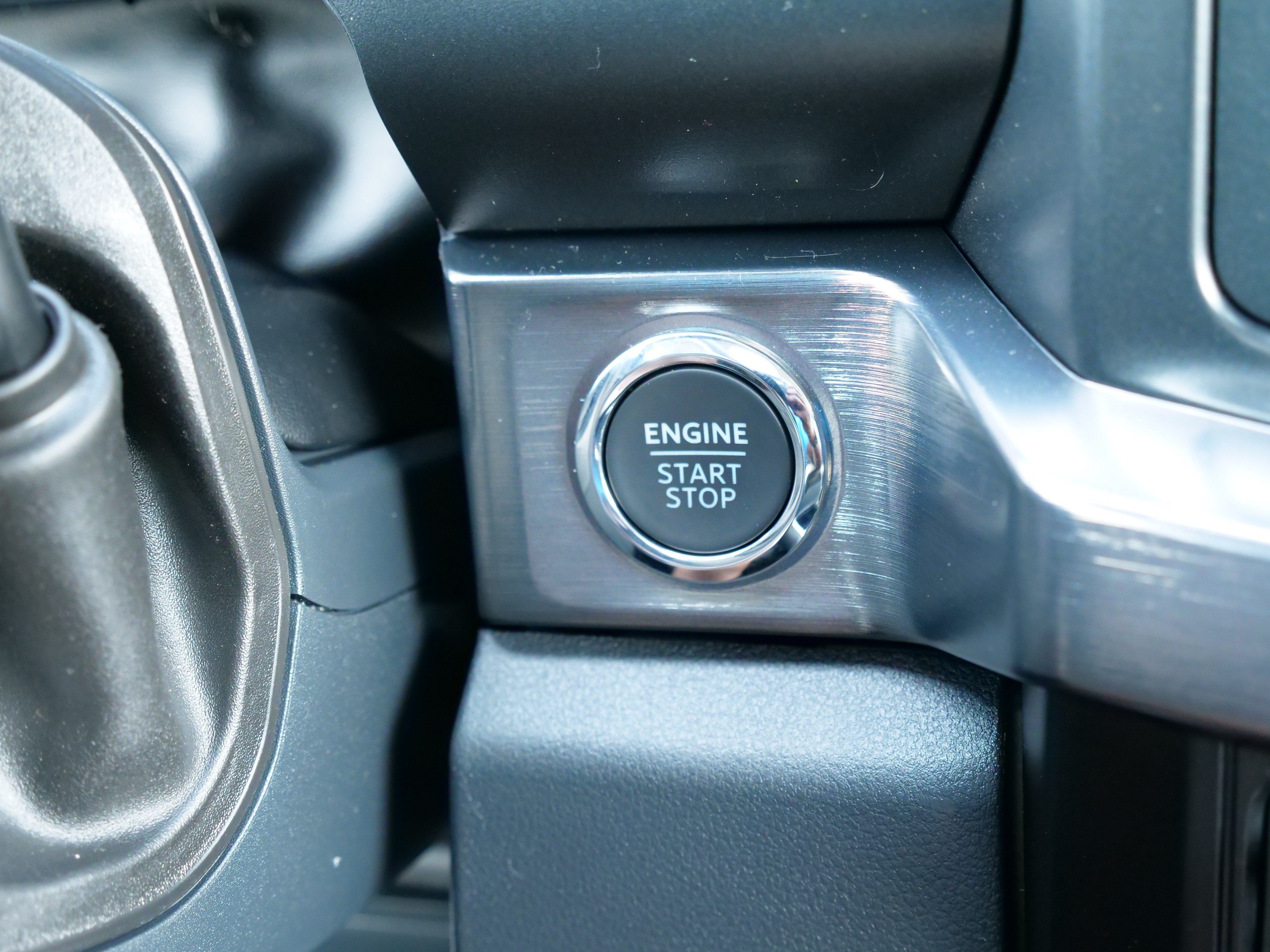 2025 Ford Super Duty F-350 SRW Base