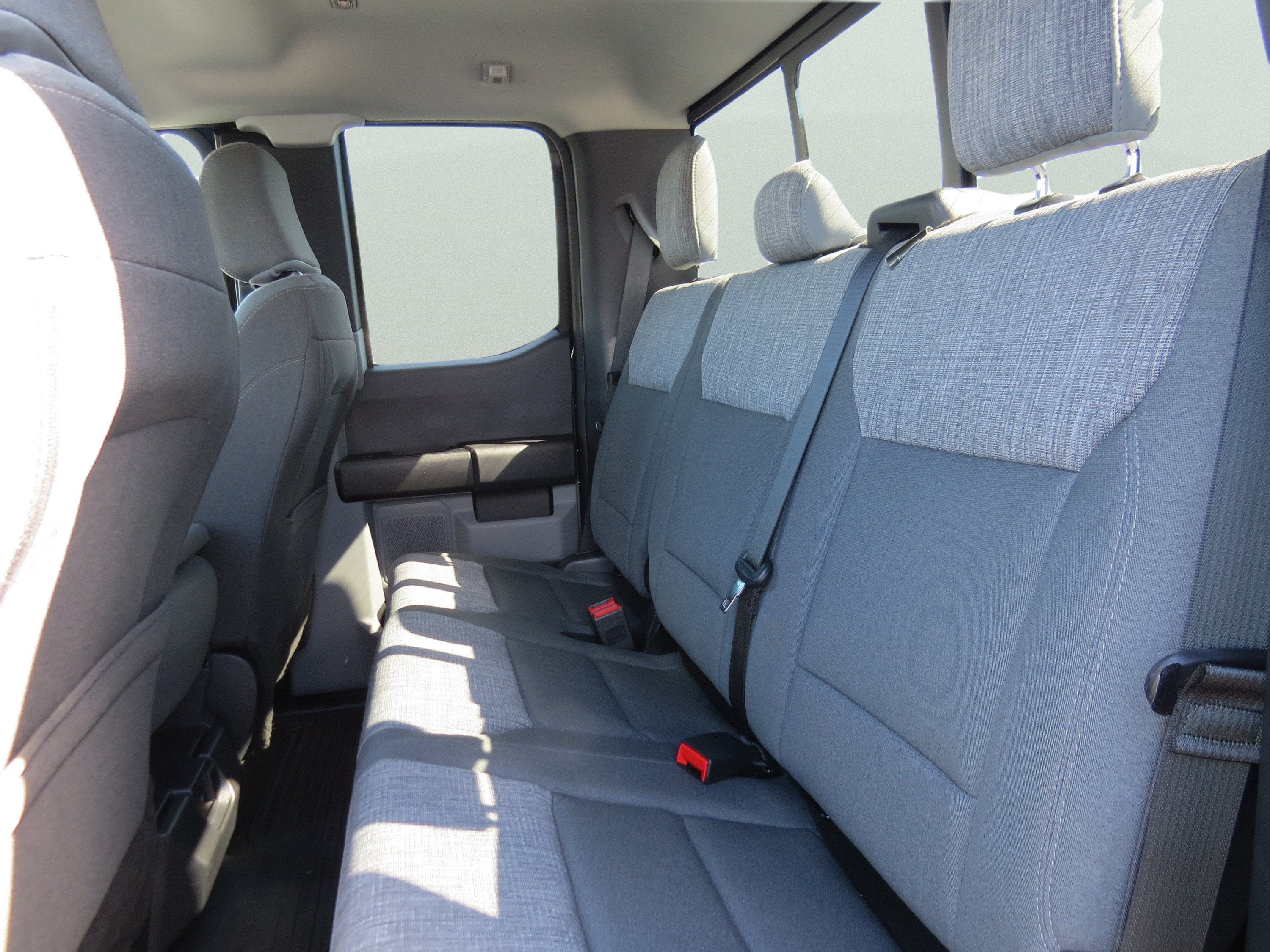 2025 Ford Super Duty F-350 SRW Base