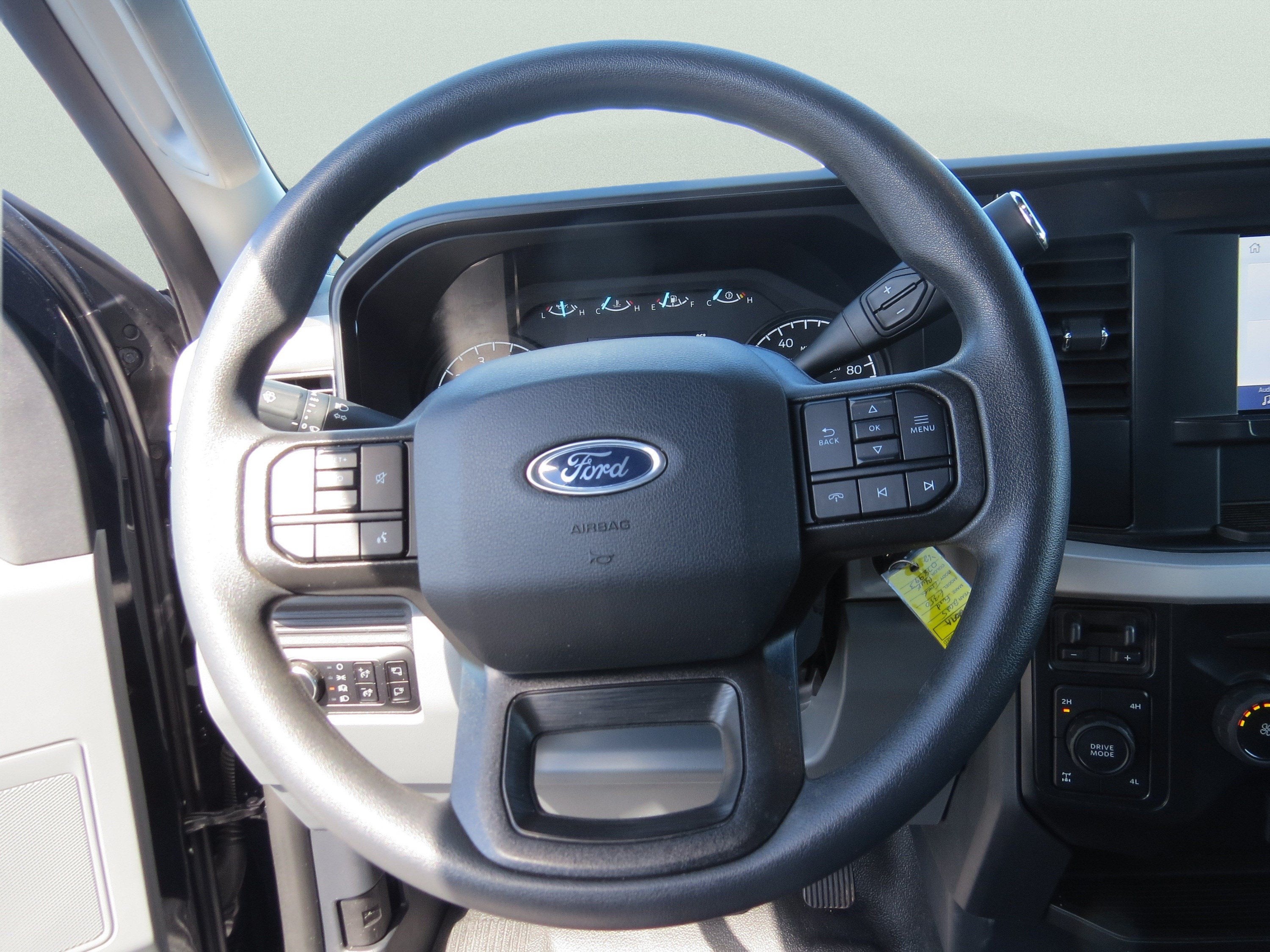 2025 Ford Super Duty F-350 SRW Base