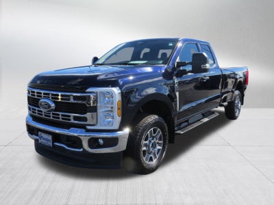 2025 Ford Super Duty F-350 SRW Base