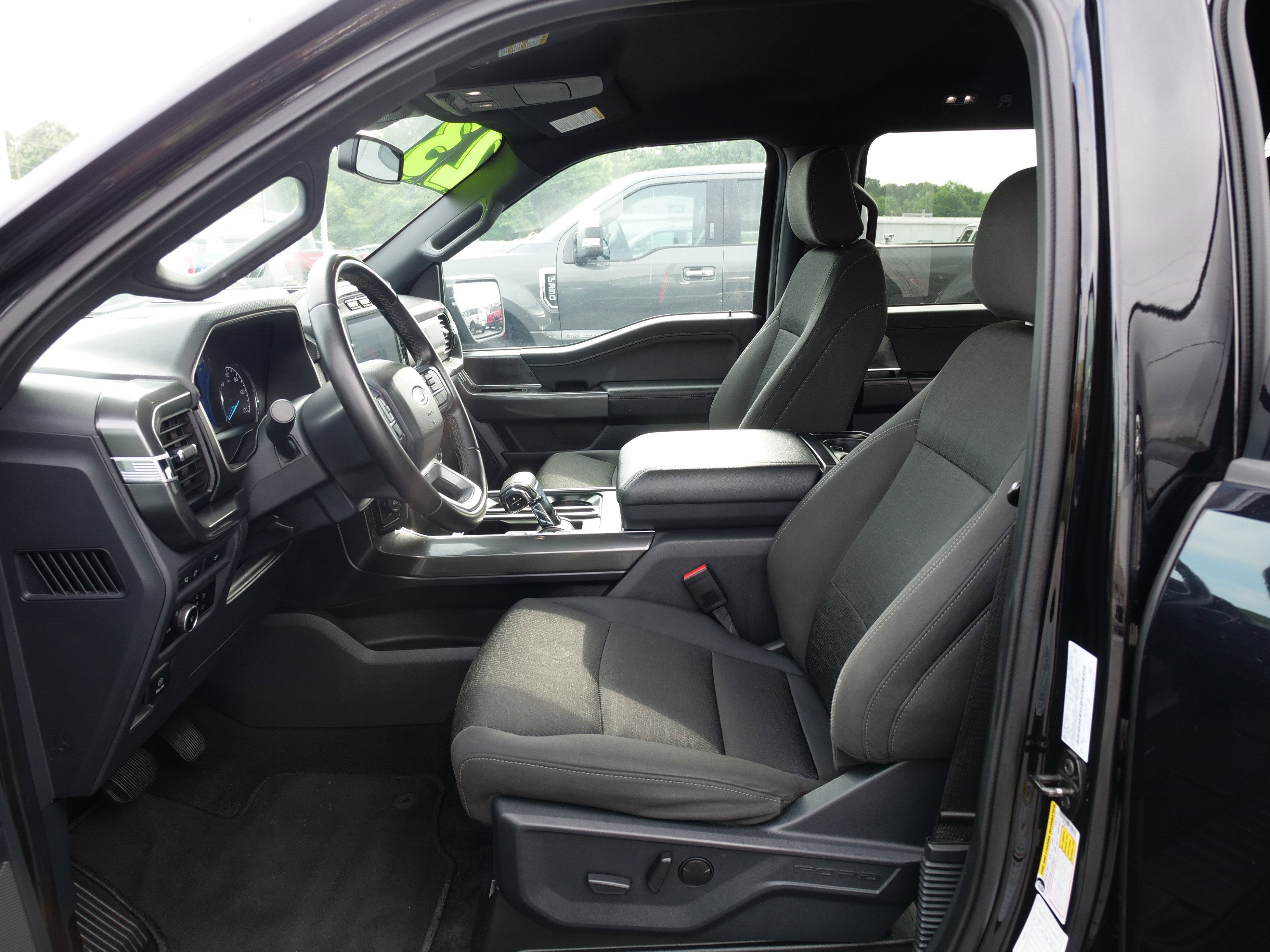 2023 Ford F-150 Base