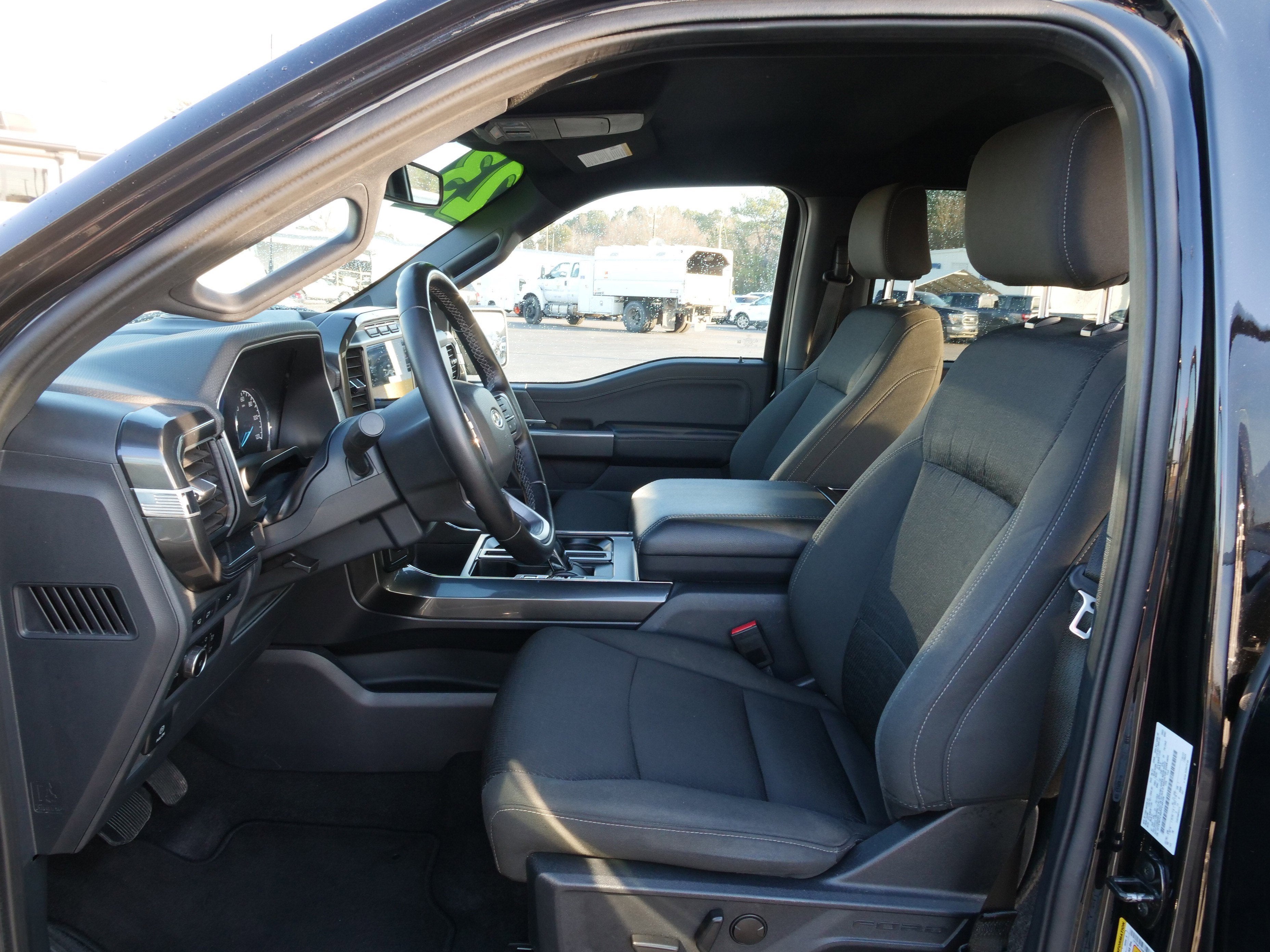 2023 Ford F-150 Base