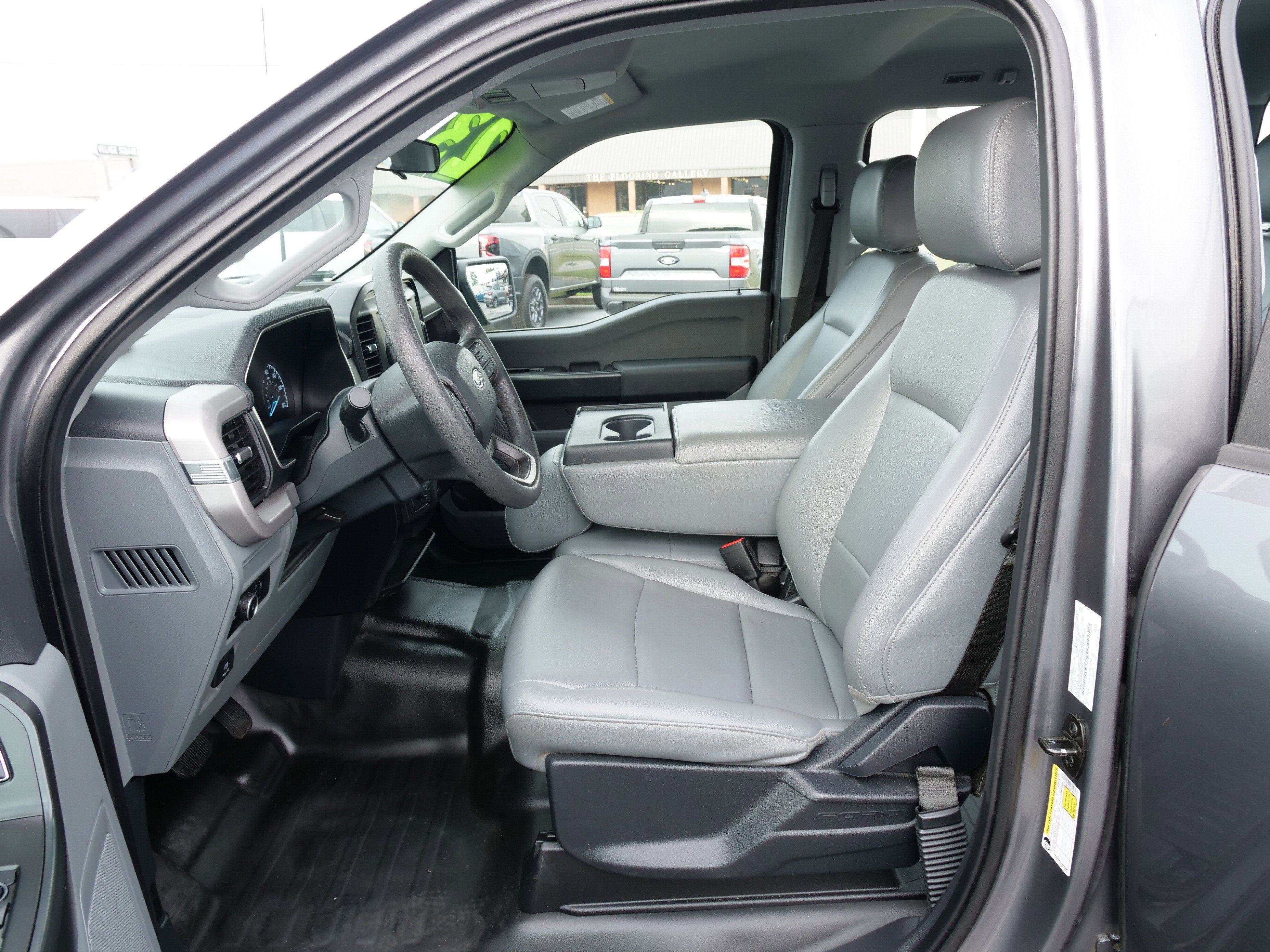 2023 Ford F-150 Base