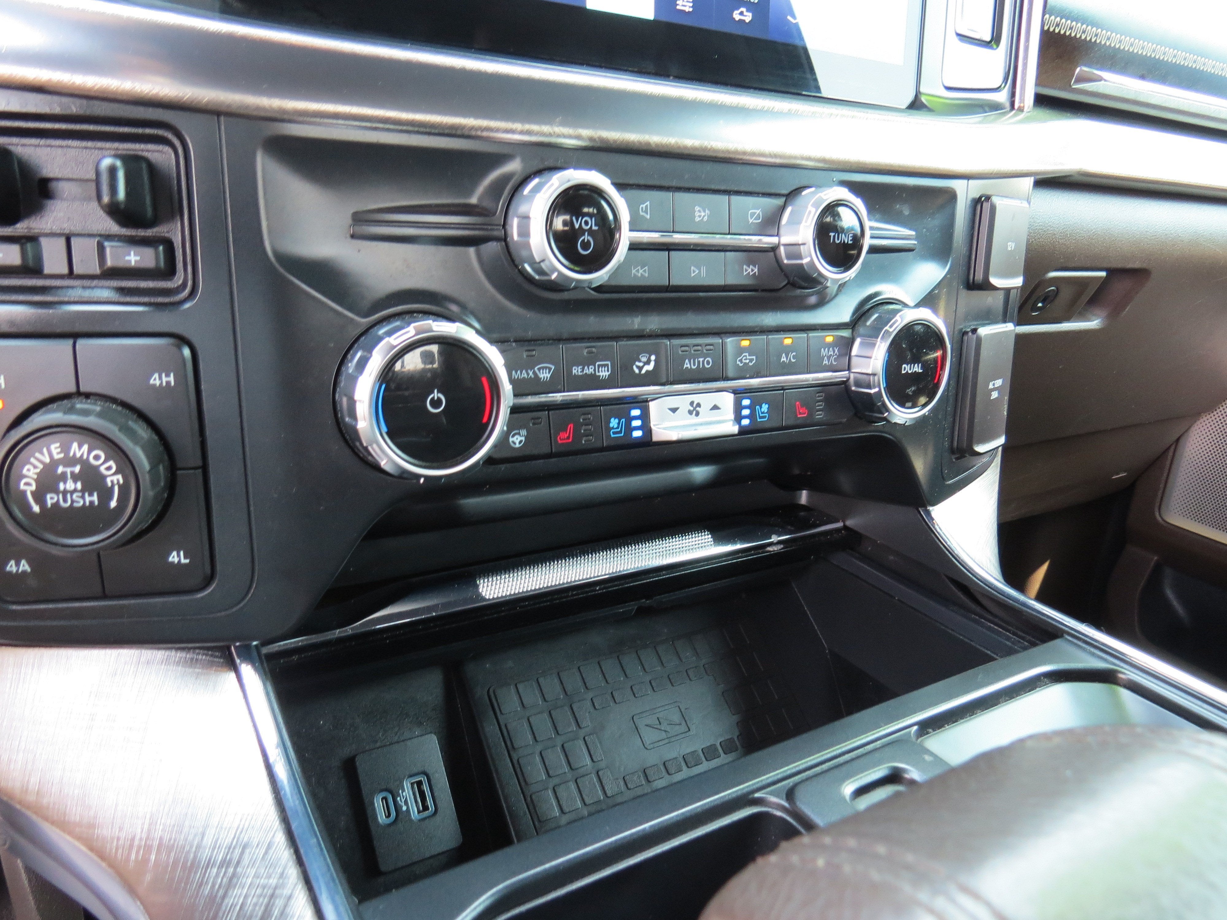 2022 Ford F-150 Base