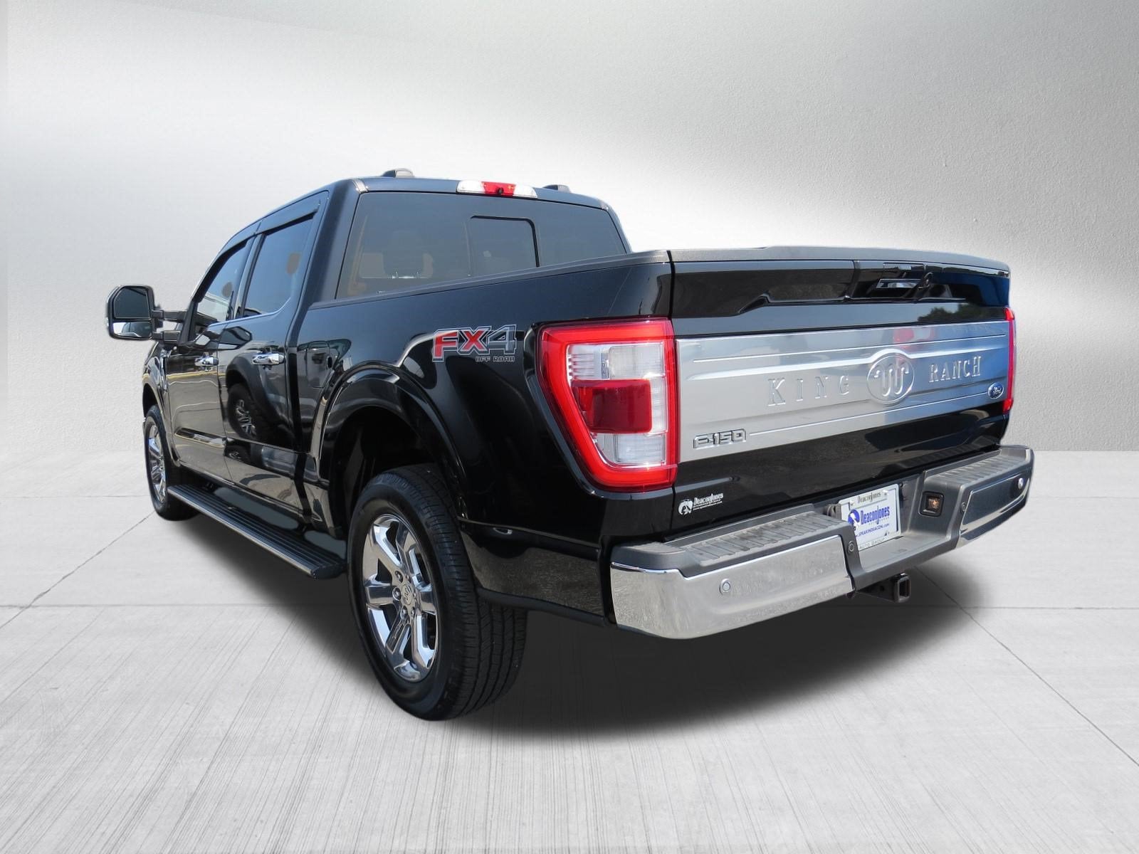 2022 Ford F-150 Base