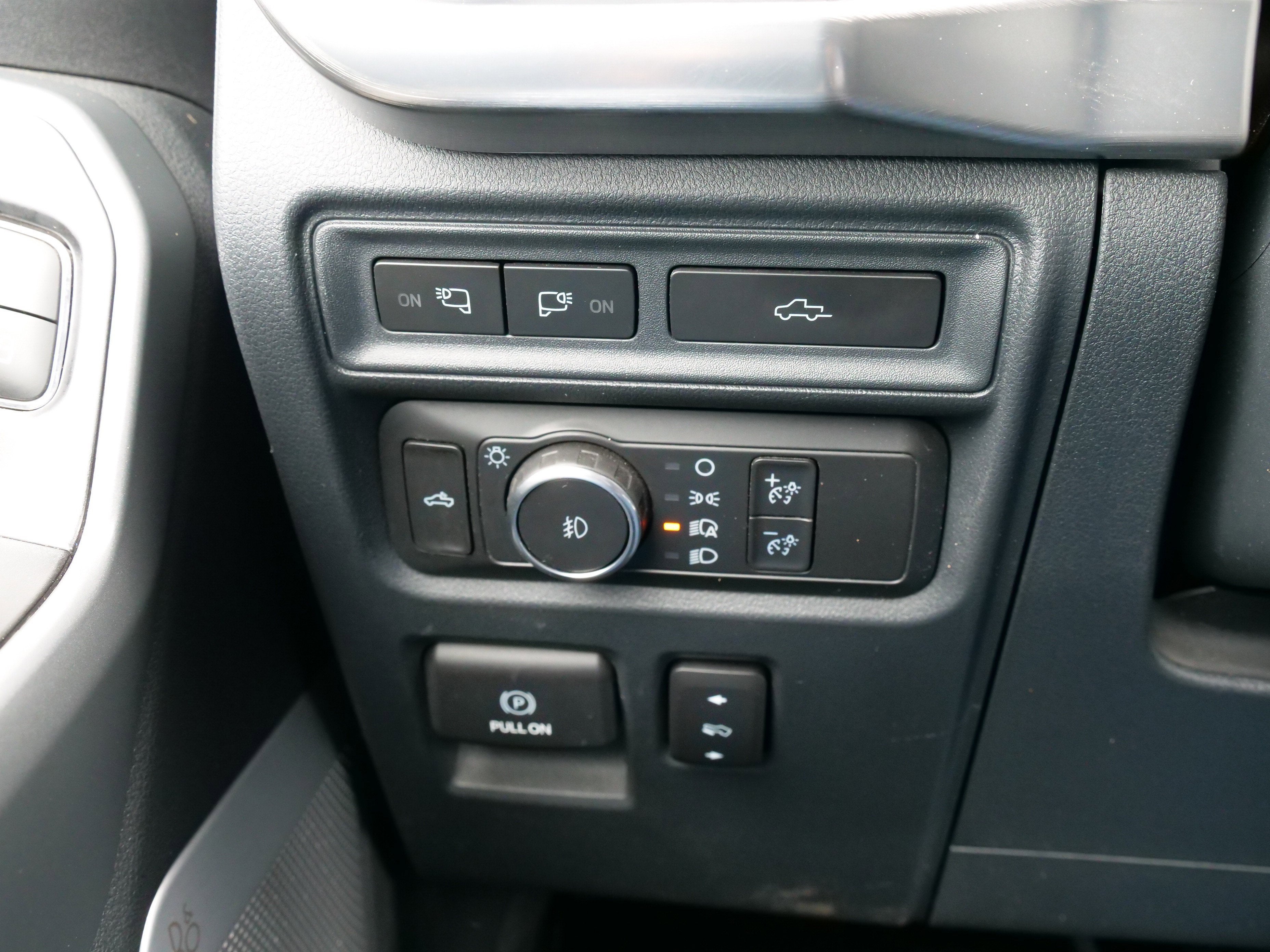2022 Ford F-150 Base