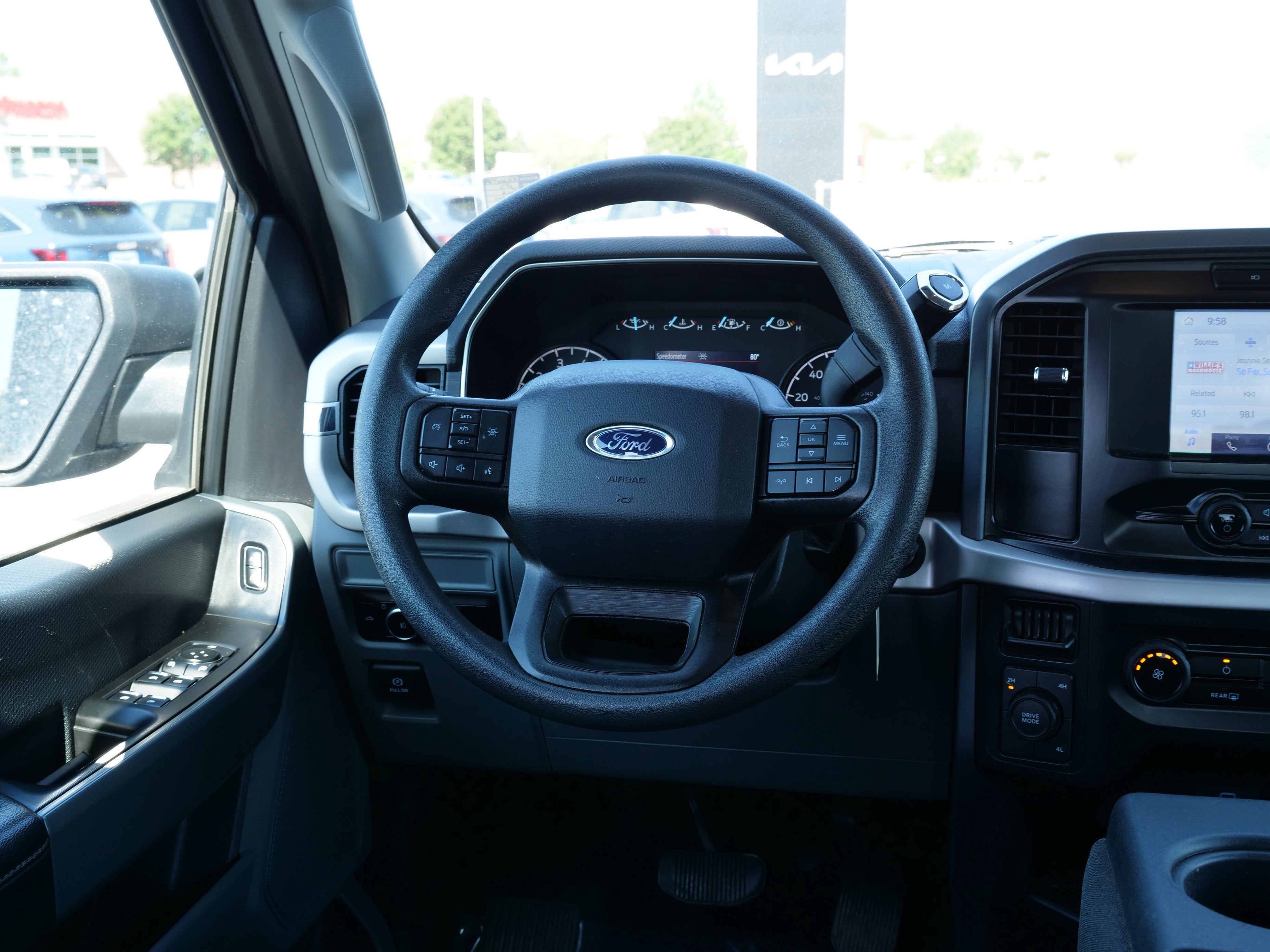 2023 Ford F-150 Base