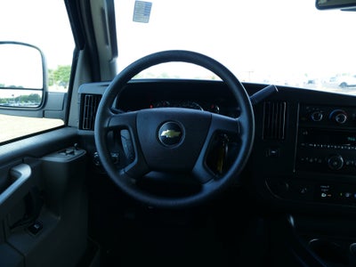 2025 Chevrolet Express Passenger LT