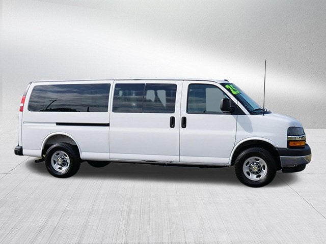 2025 Chevrolet Express Passenger LT