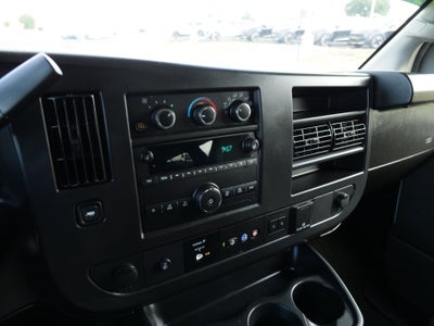 2025 Chevrolet Express Passenger LT