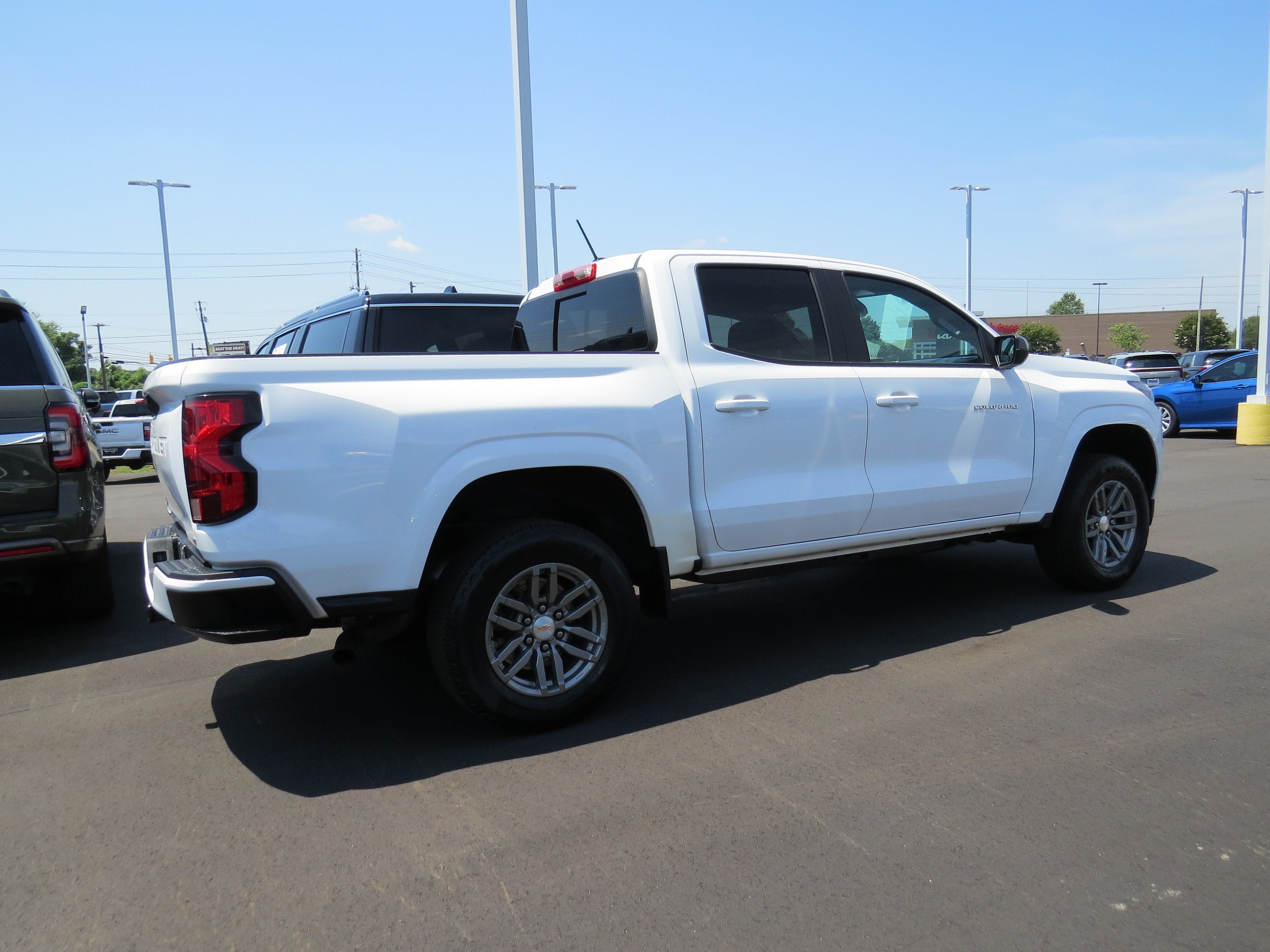 2023 Chevrolet Colorado 4WD LT