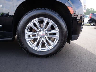 2022 GMC Yukon XL SLT