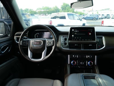 2022 GMC Yukon XL SLT