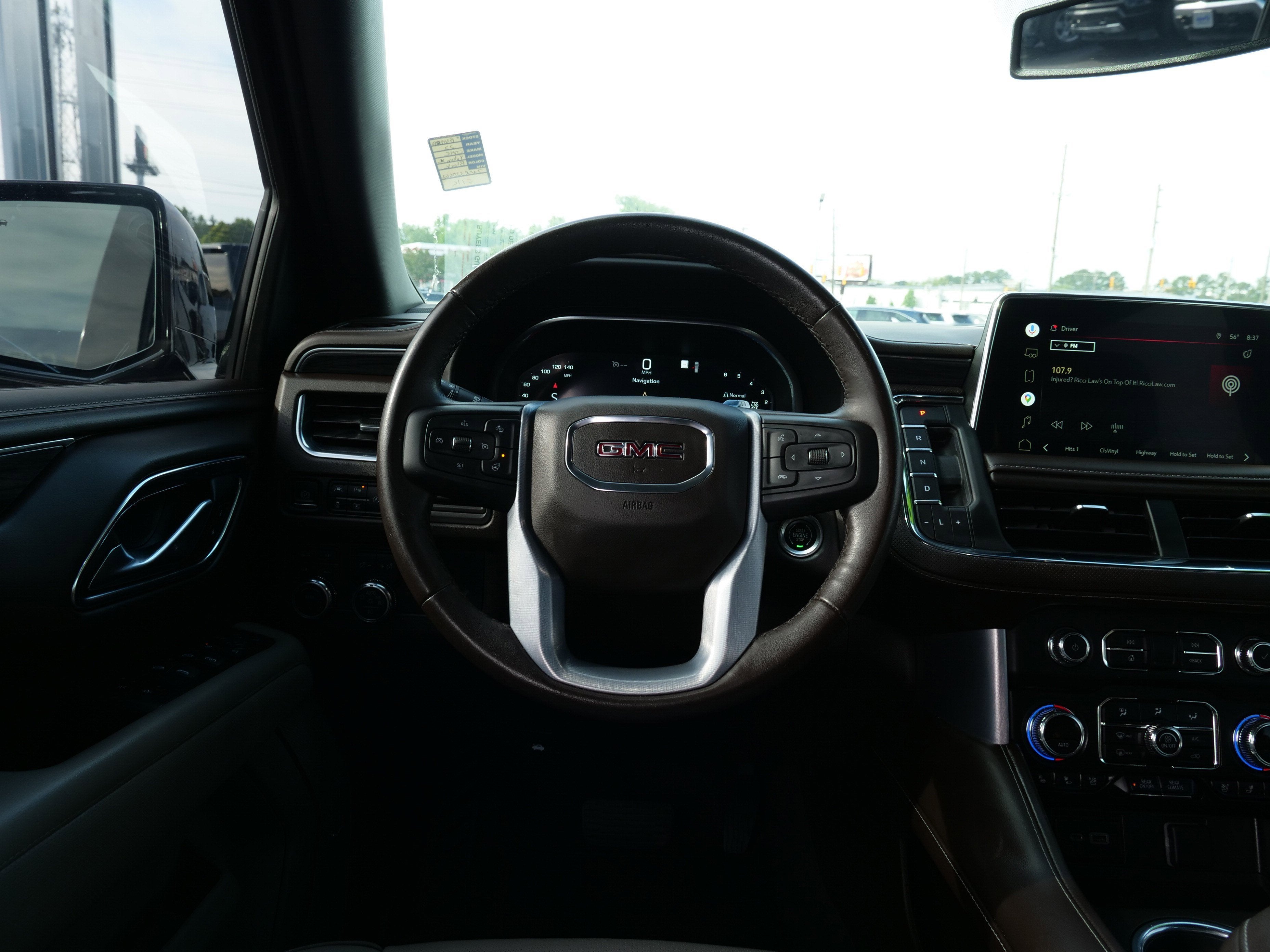 2022 GMC Yukon XL SLT