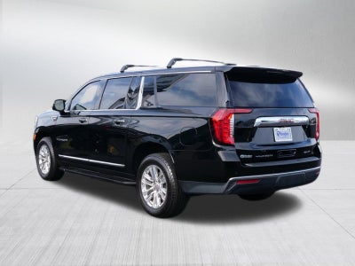 2022 GMC Yukon XL SLT