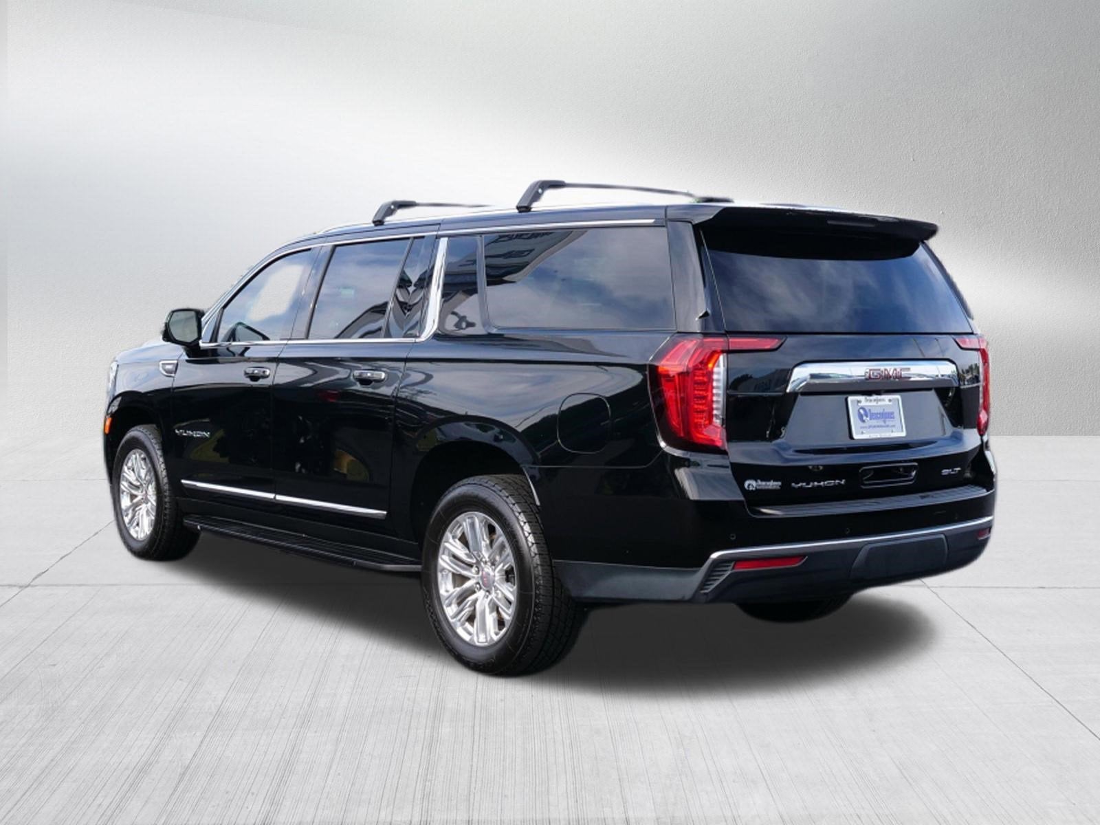 2022 GMC Yukon XL SLT