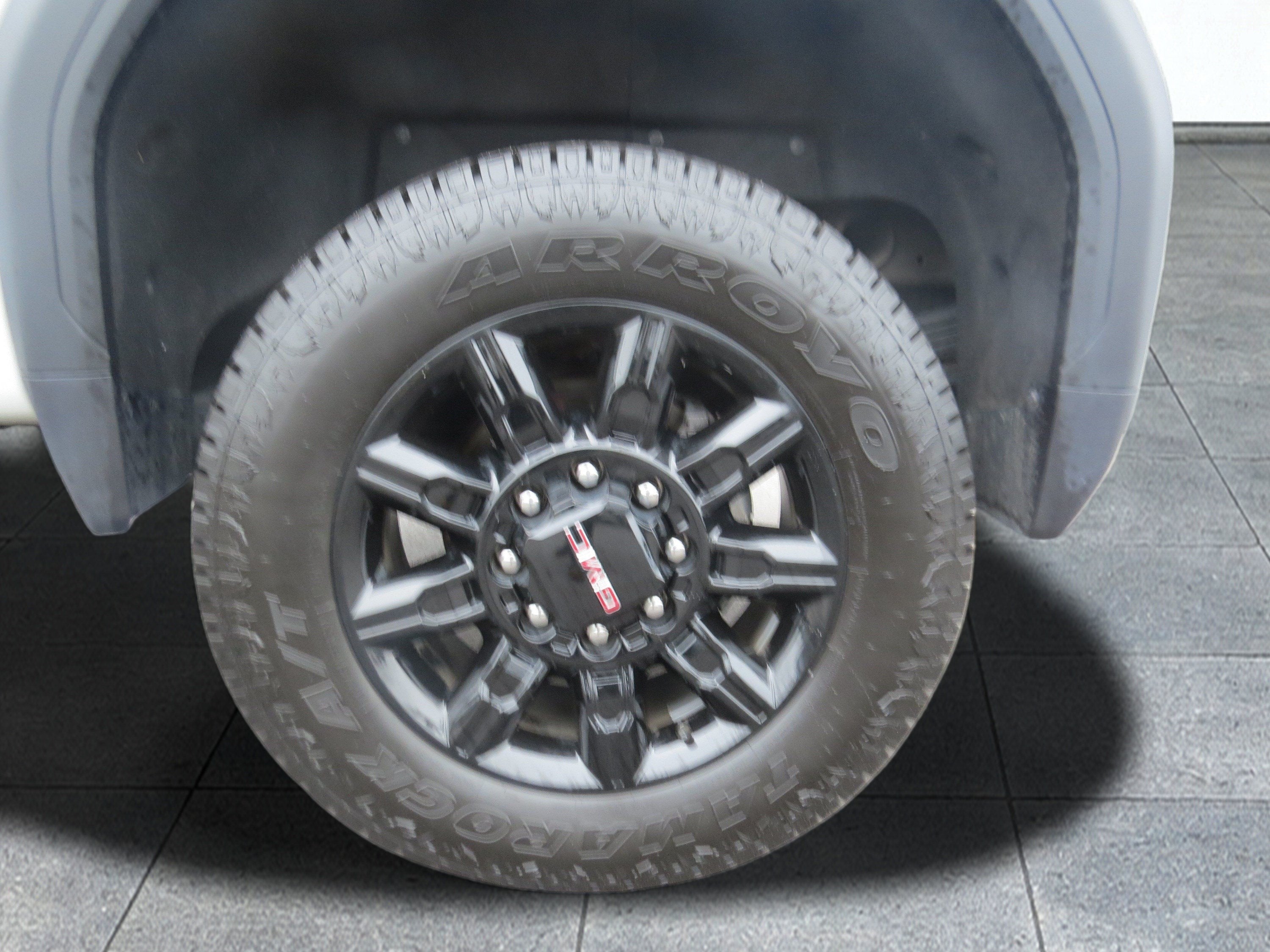 2025 GMC Sierra 2500HD AT4