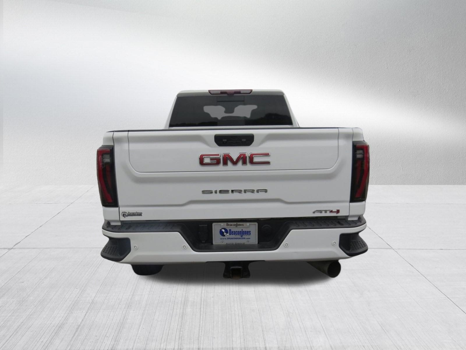2025 GMC Sierra 2500HD AT4