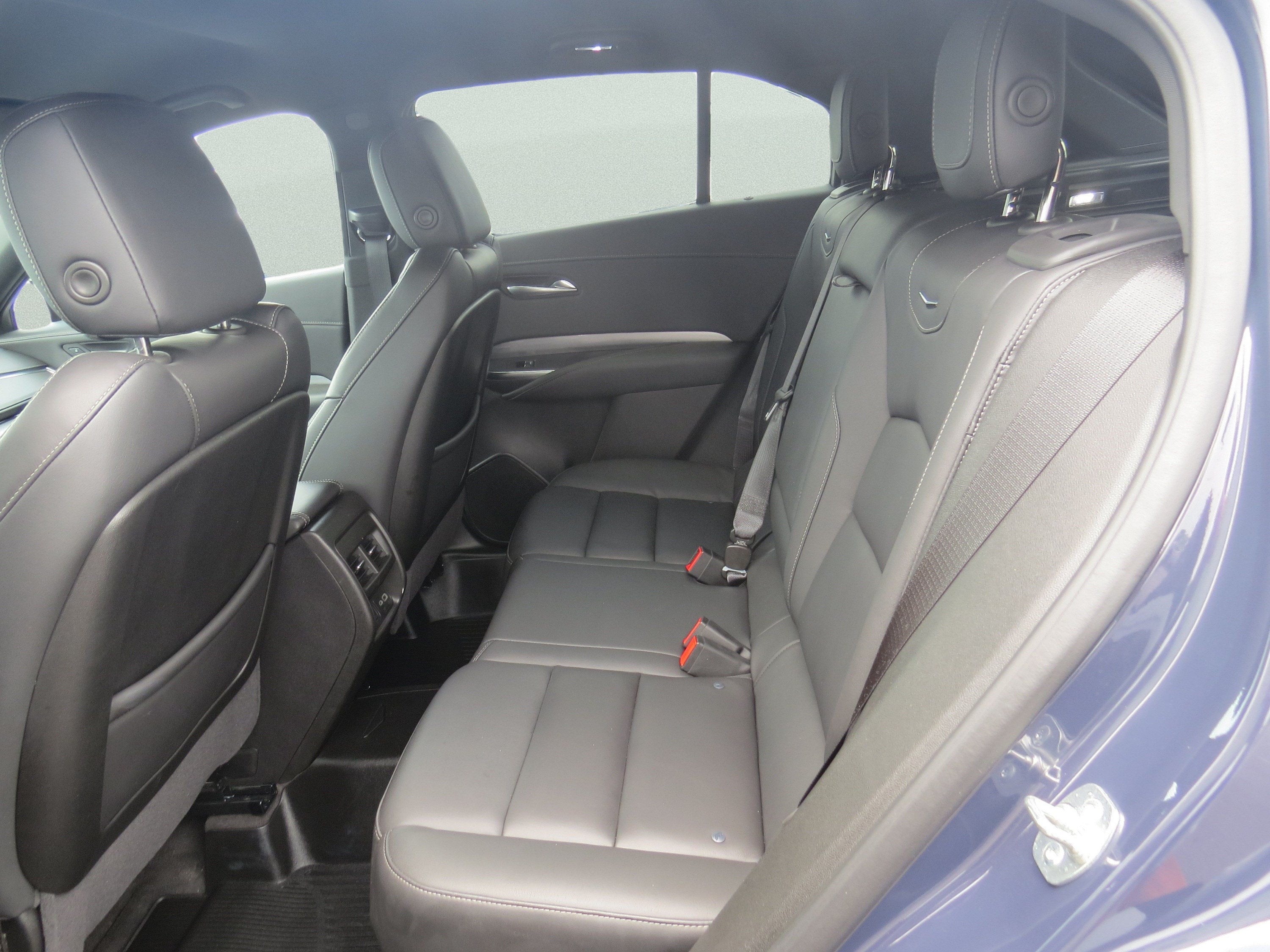 2025 Cadillac XT4 FWD Premium Luxury