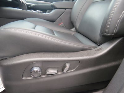 2025 Cadillac XT4 FWD Premium Luxury