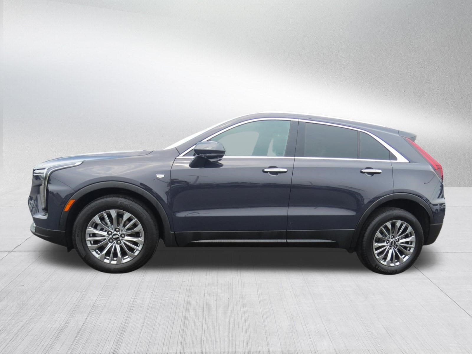 2025 Cadillac XT4 FWD Premium Luxury