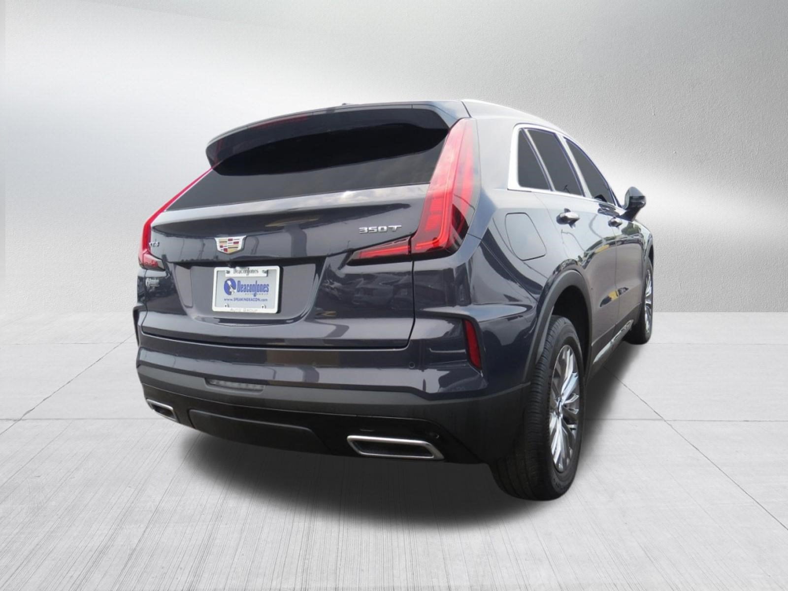 2025 Cadillac XT4 FWD Premium Luxury