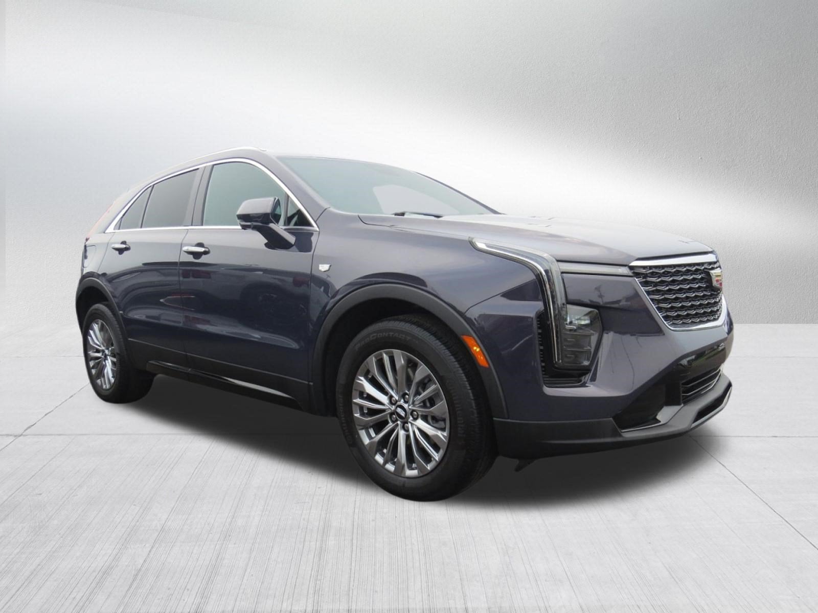 2025 Cadillac XT4 FWD Premium Luxury