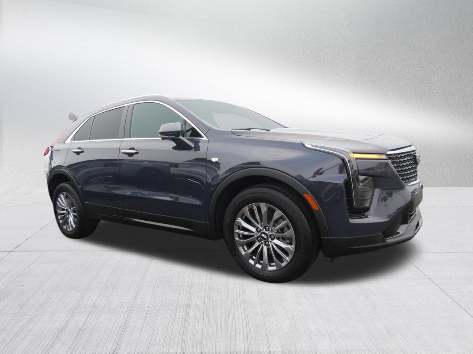 2025 Cadillac XT4 FWD Premium Luxury