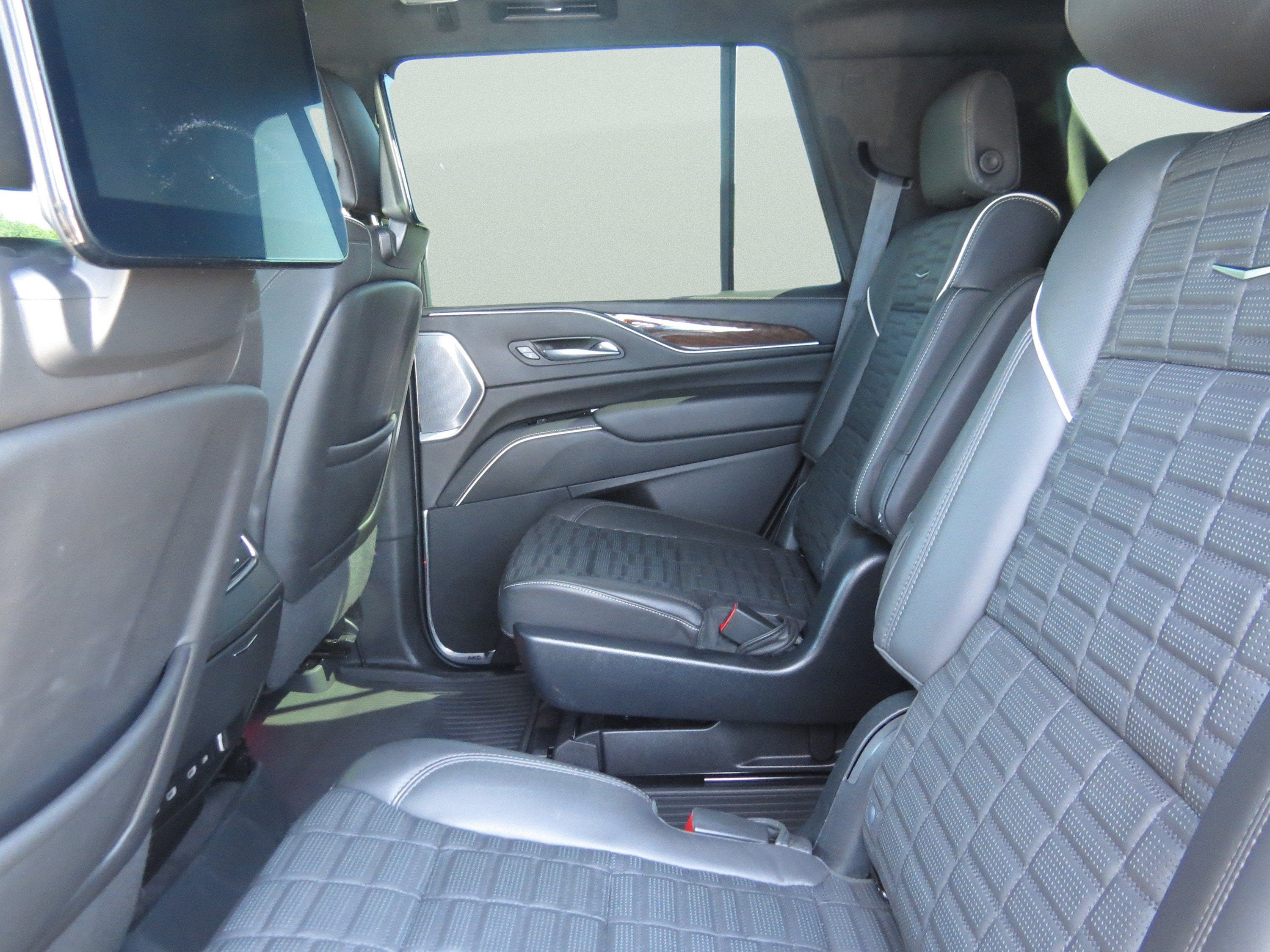2023 Cadillac Escalade 4WD Sport Platinum
