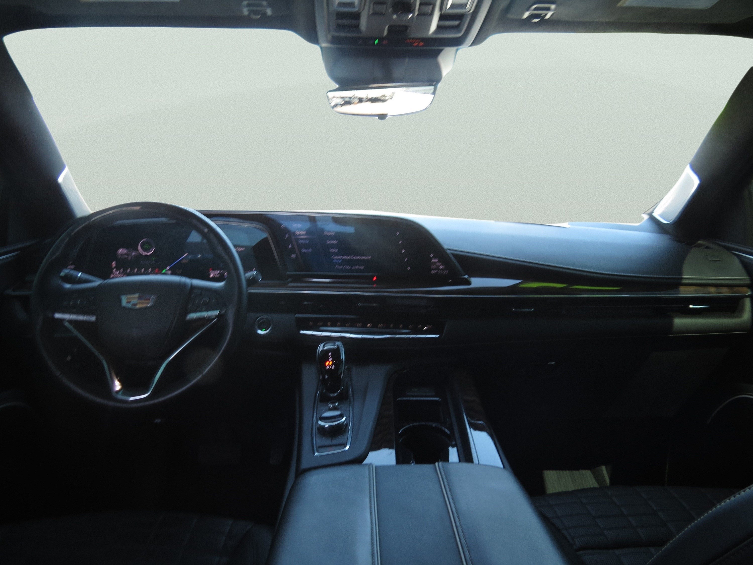 2023 Cadillac Escalade 4WD Sport Platinum