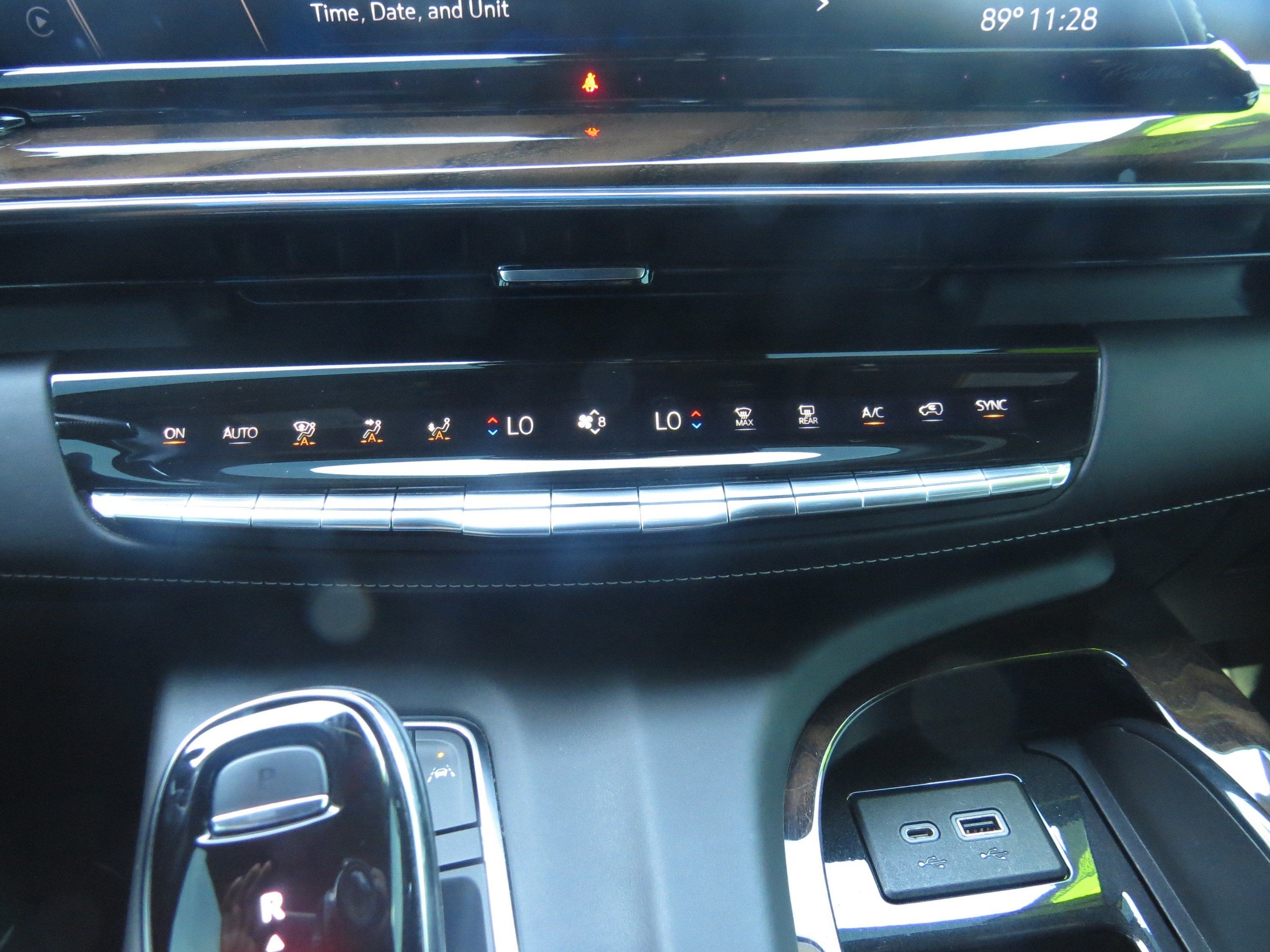 2023 Cadillac Escalade 4WD Sport Platinum