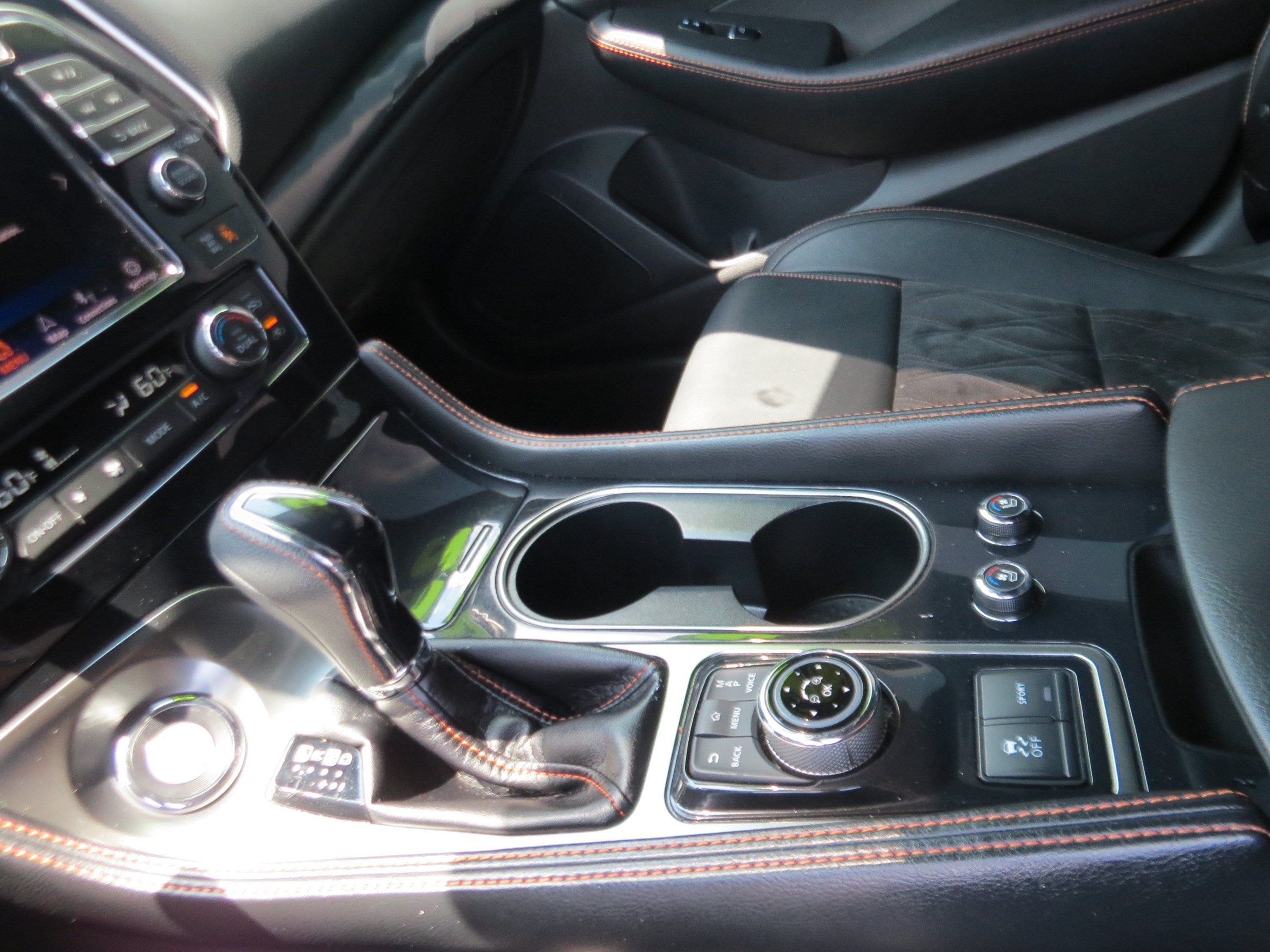 2023 Nissan Maxima SR