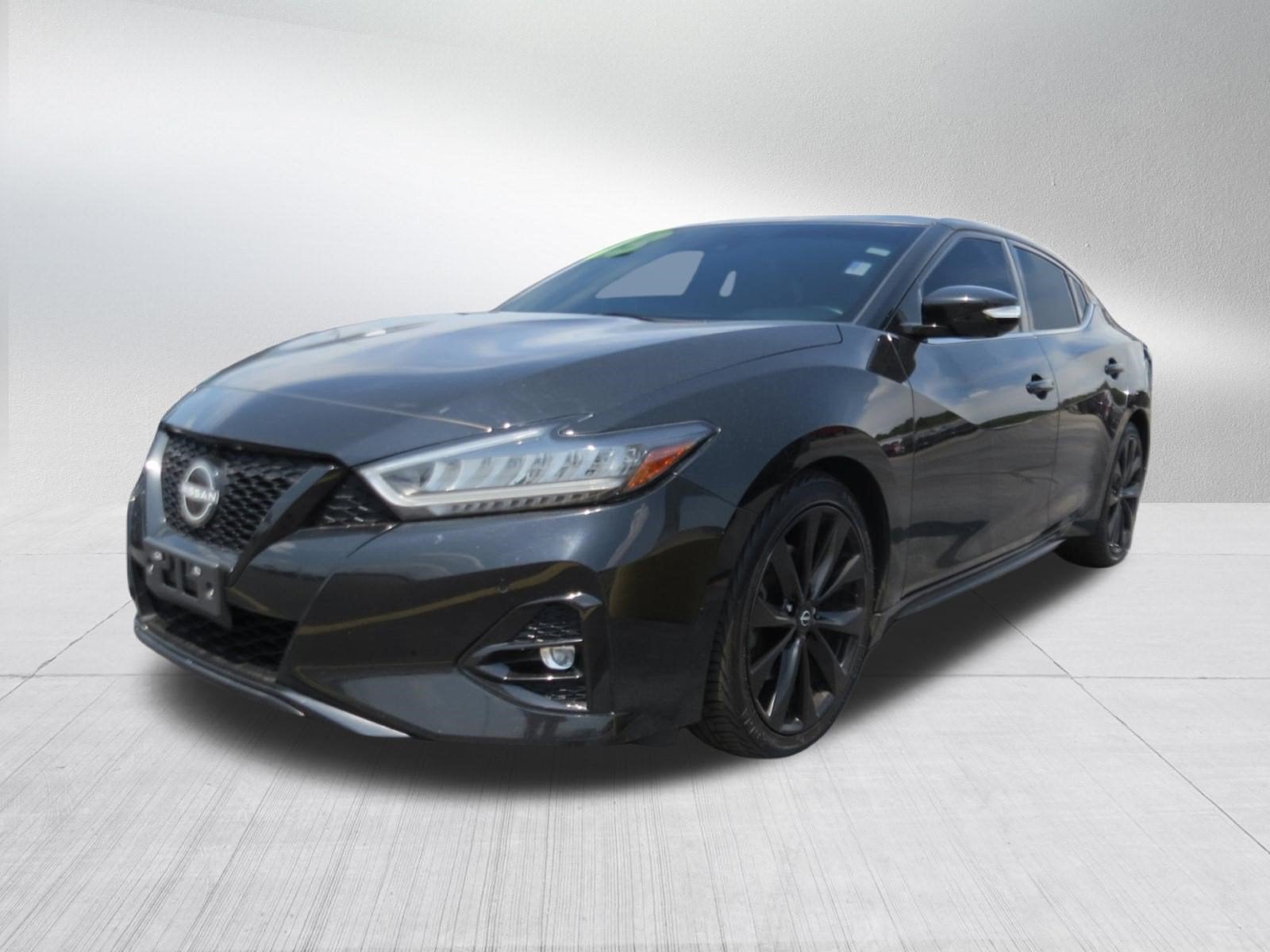 2023 Nissan Maxima SR
