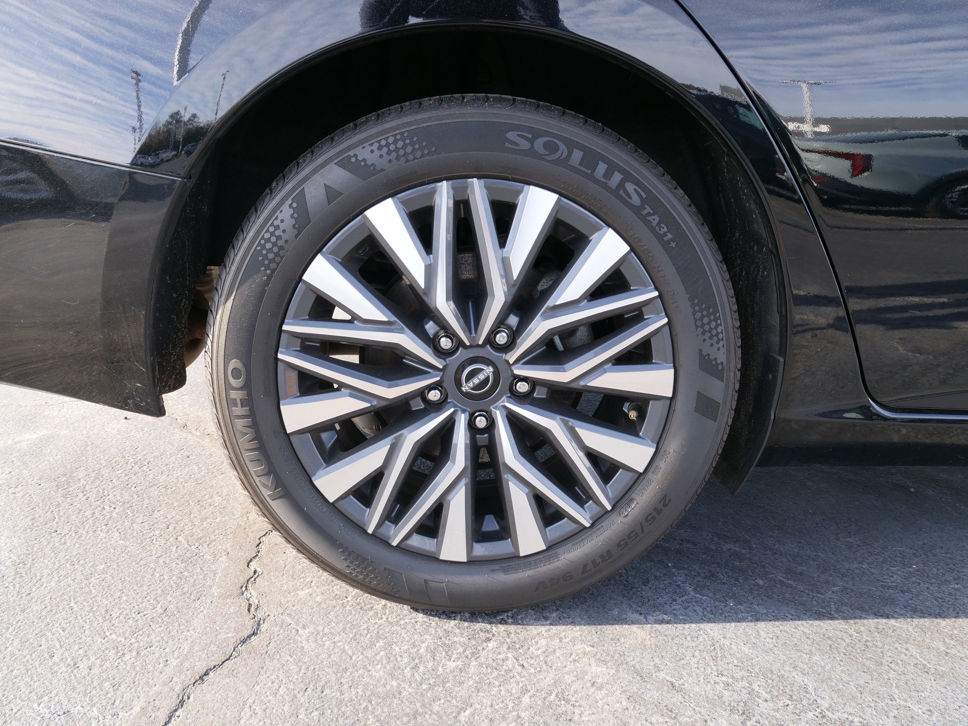 2024 Nissan Altima 2.5 SV