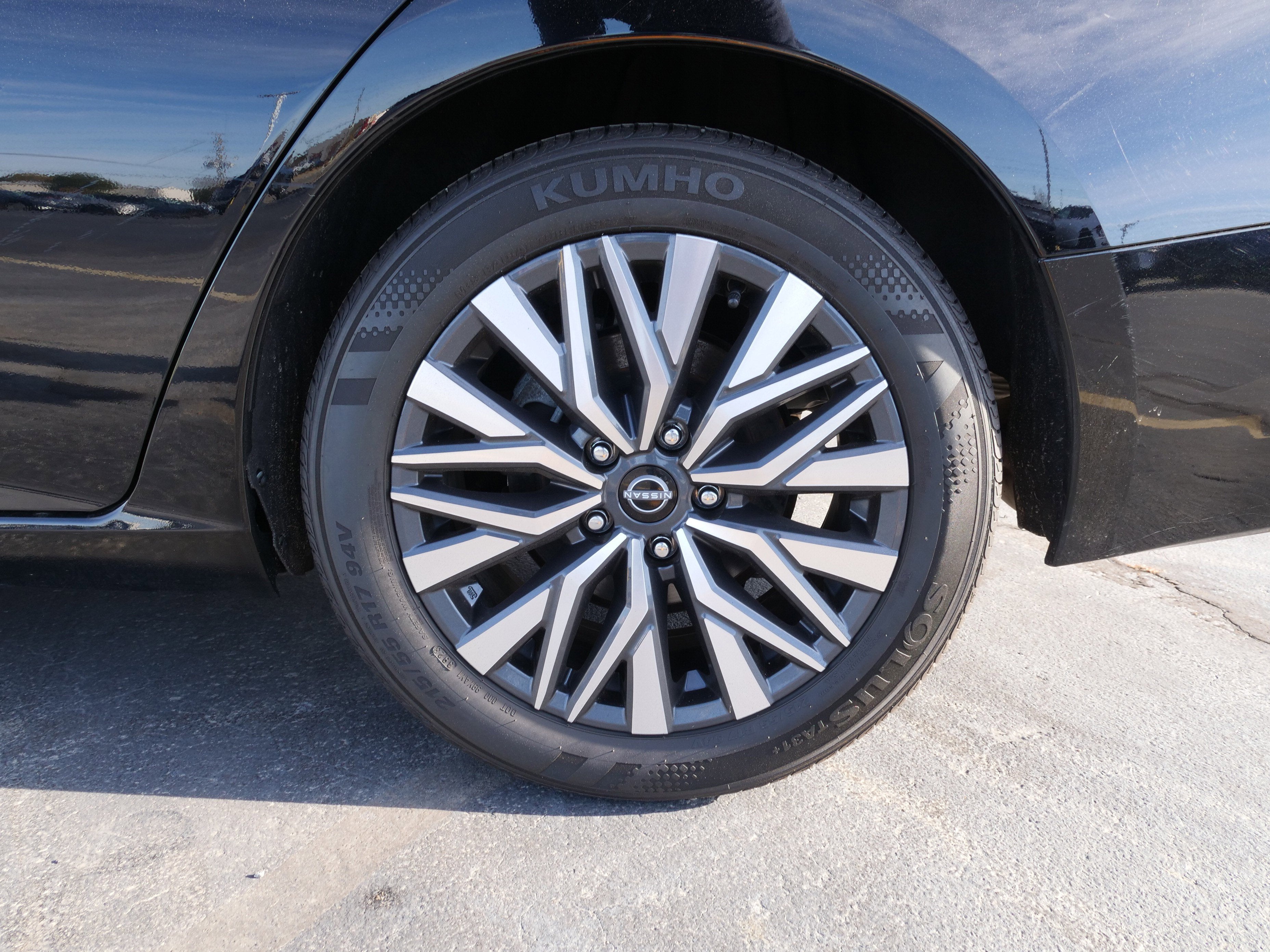 2024 Nissan Altima 2.5 SV