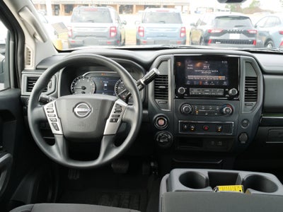 2023 Nissan Titan SV