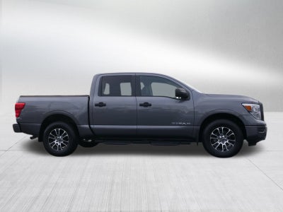 2023 Nissan Titan SV