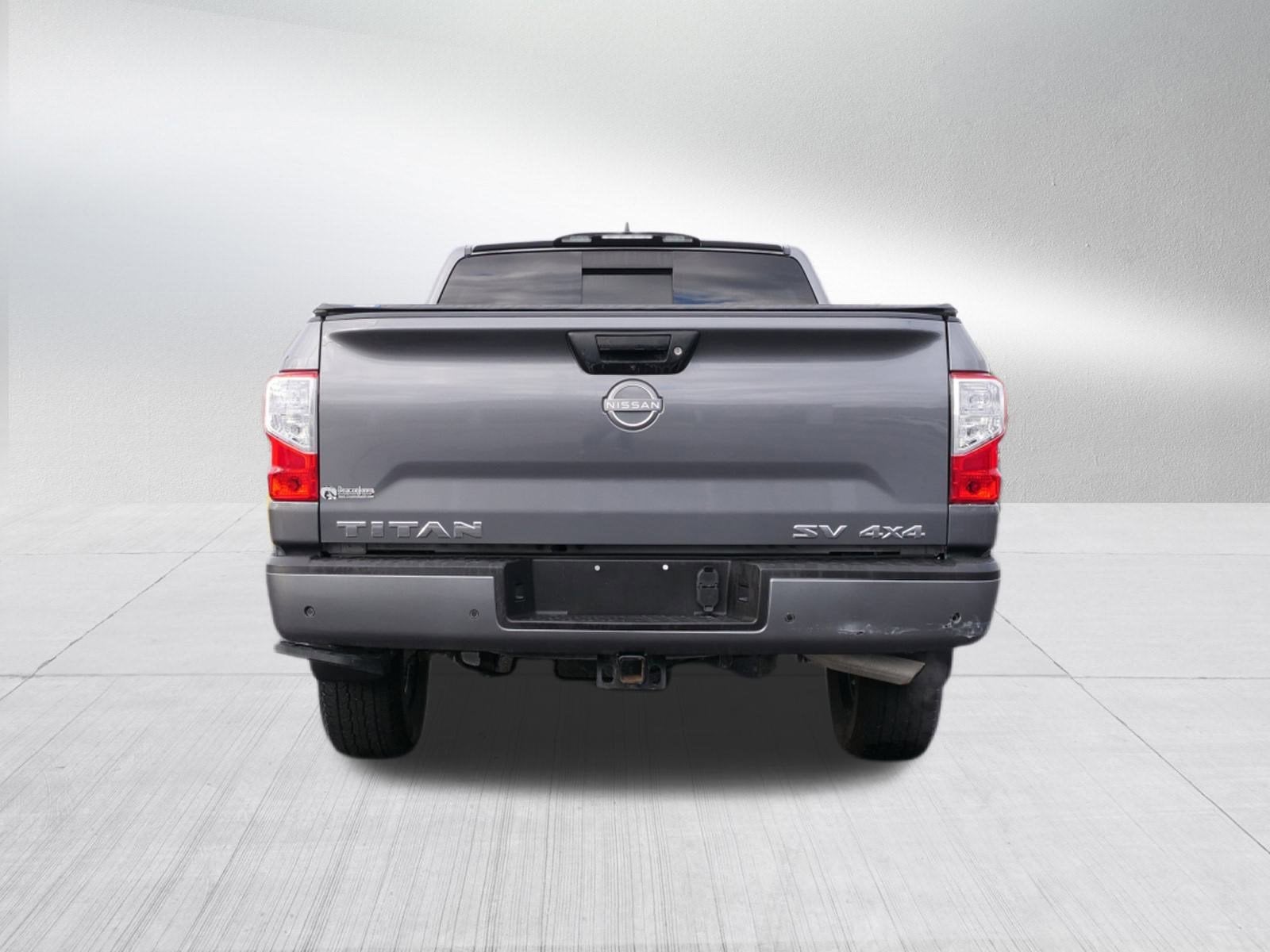 2023 Nissan Titan SV