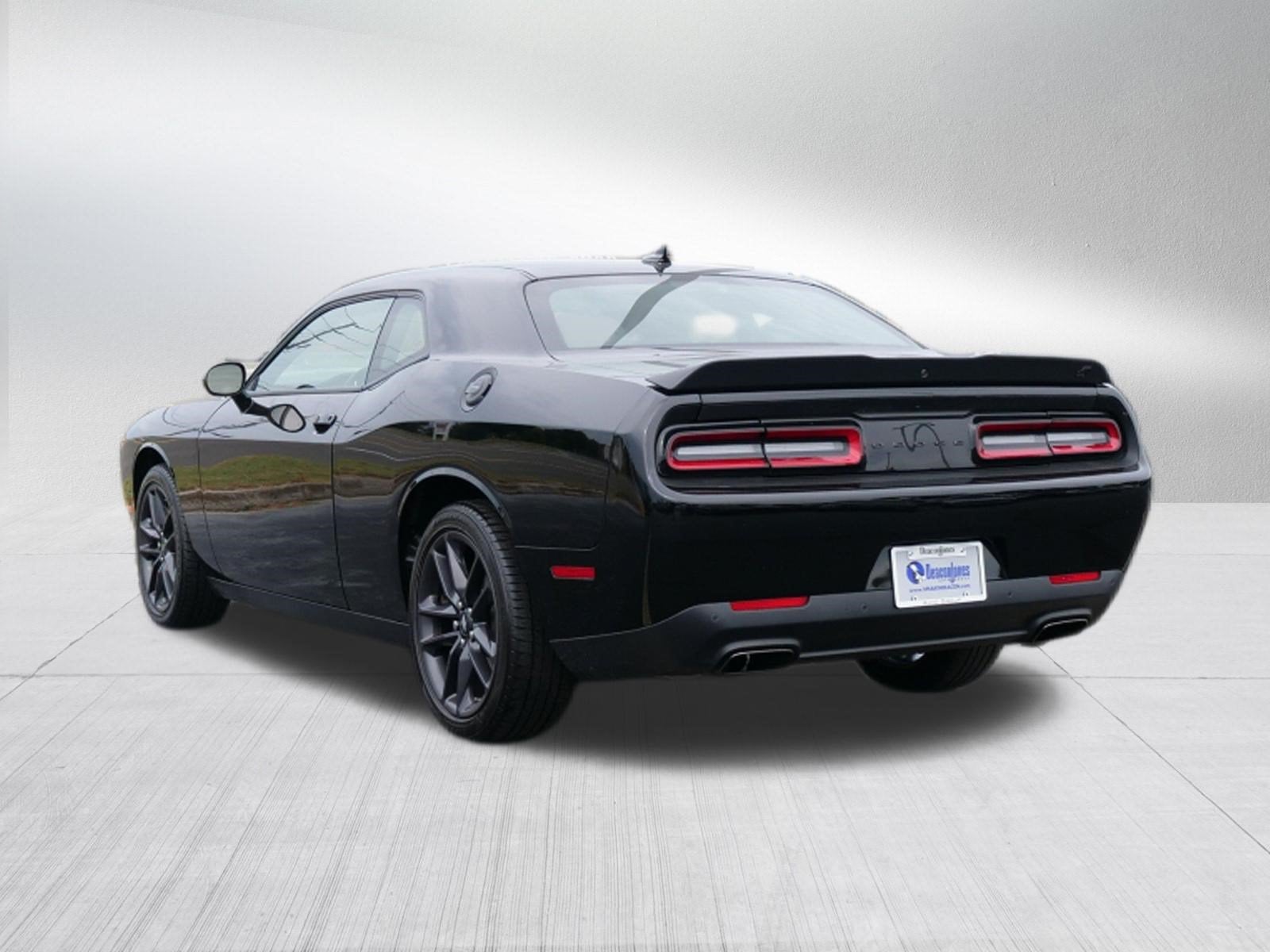2023 Dodge Challenger SXT