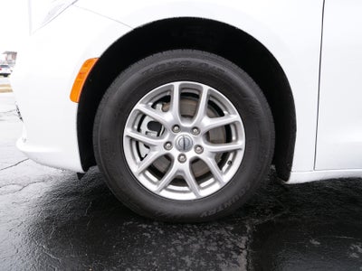 2023 Chrysler Pacifica Touring