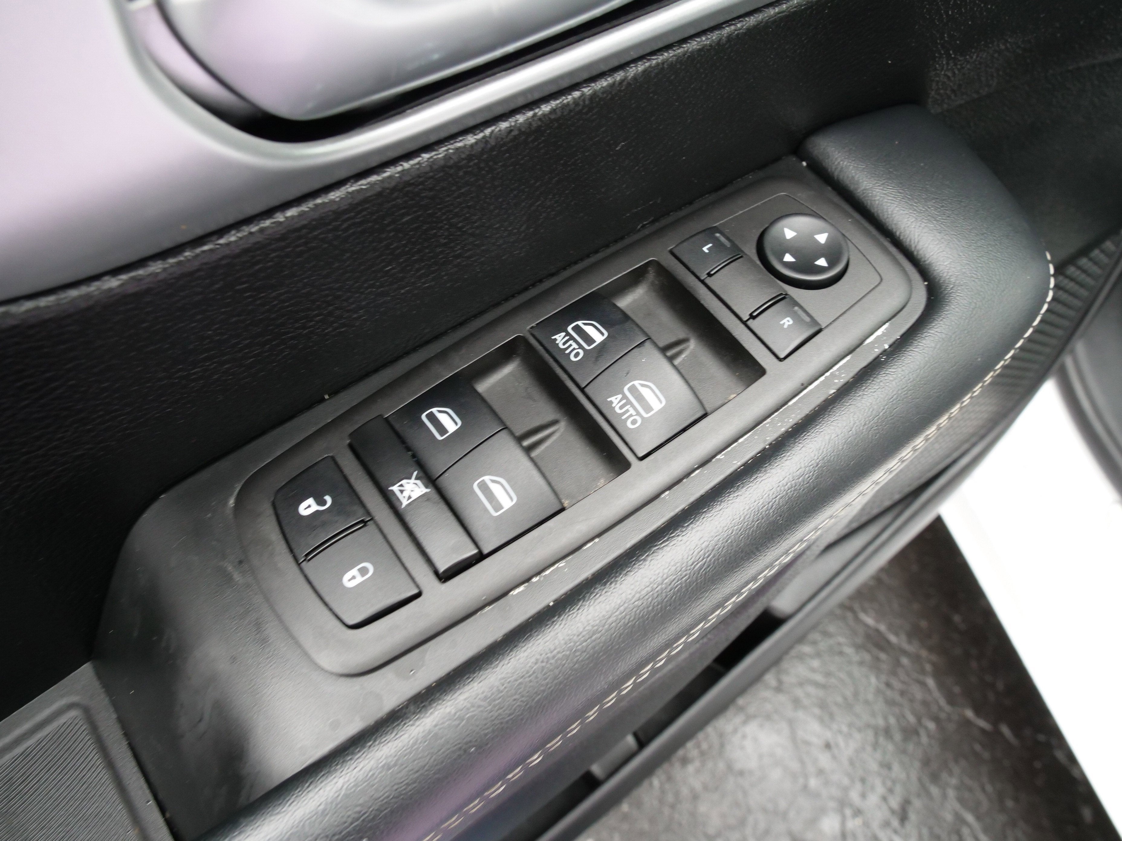 2023 Chrysler Pacifica Touring