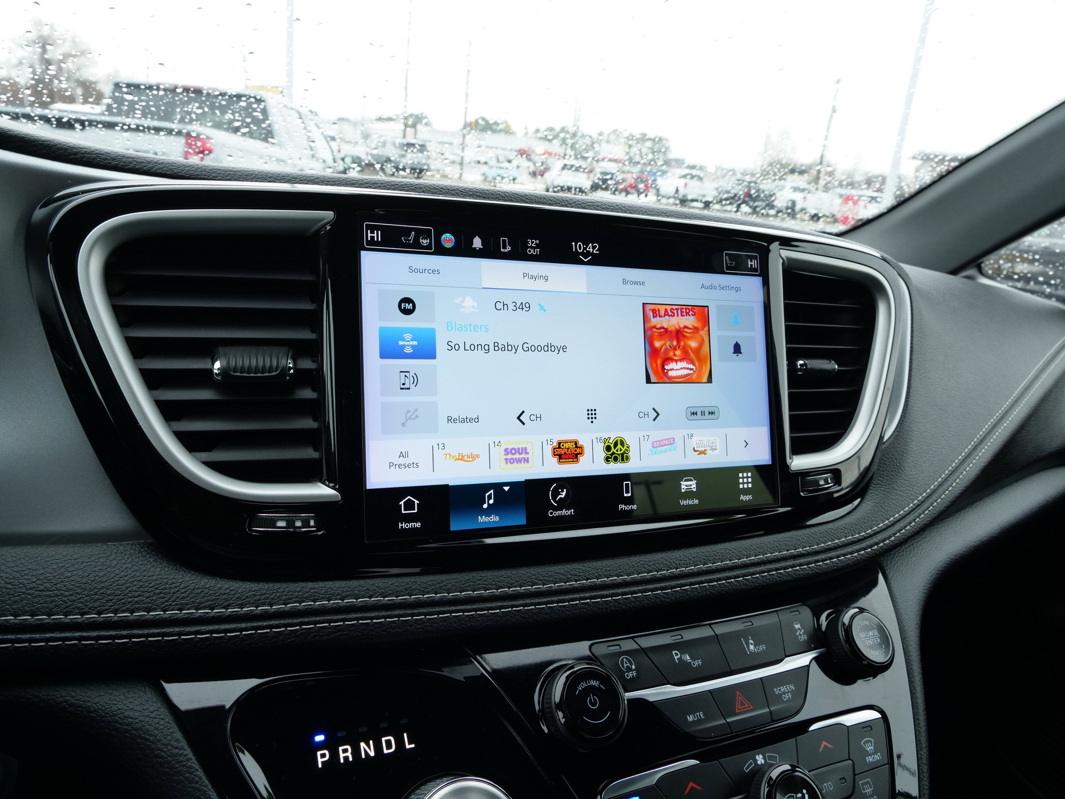 2023 Chrysler Pacifica Touring